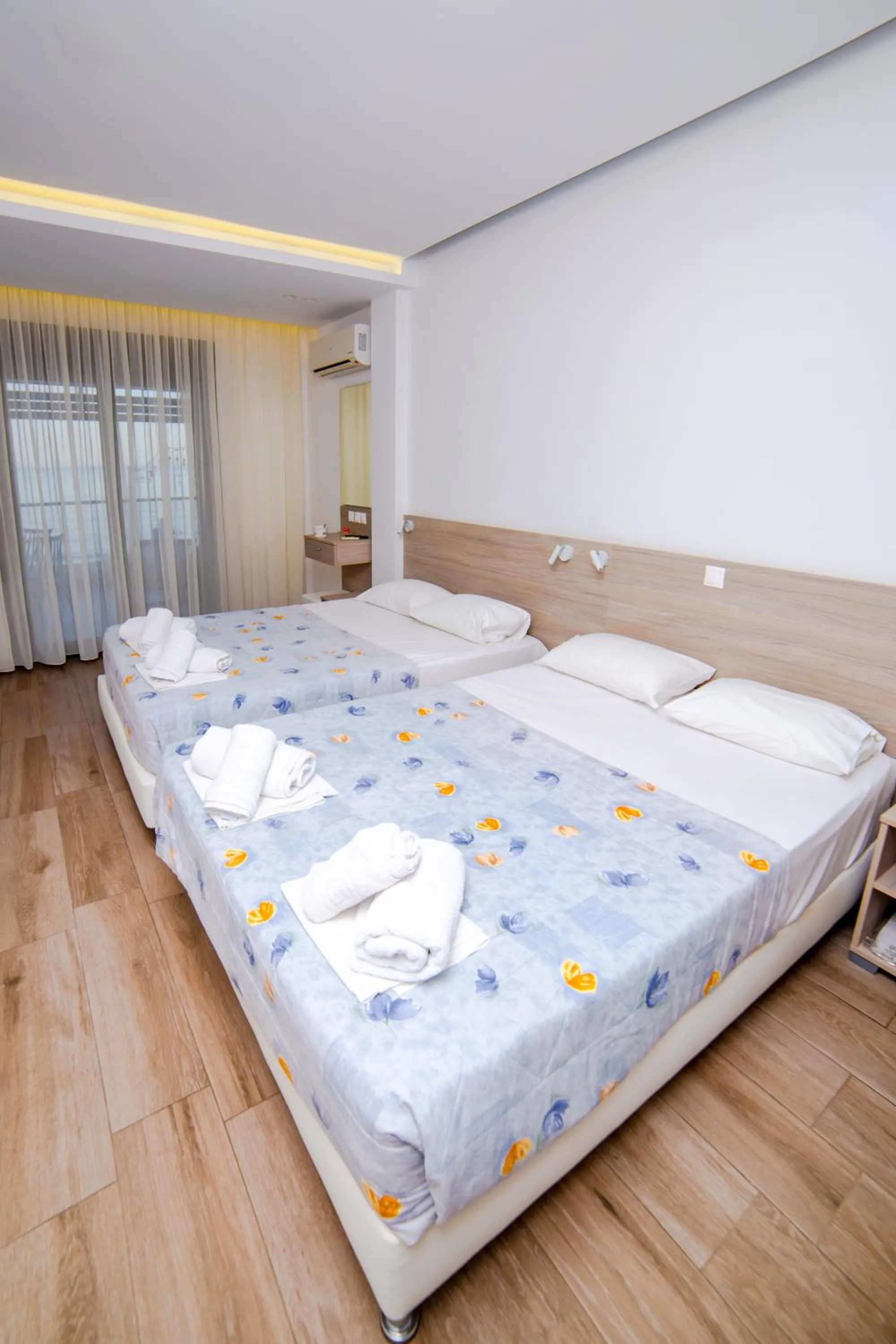 Bed in Hotel Zefyros