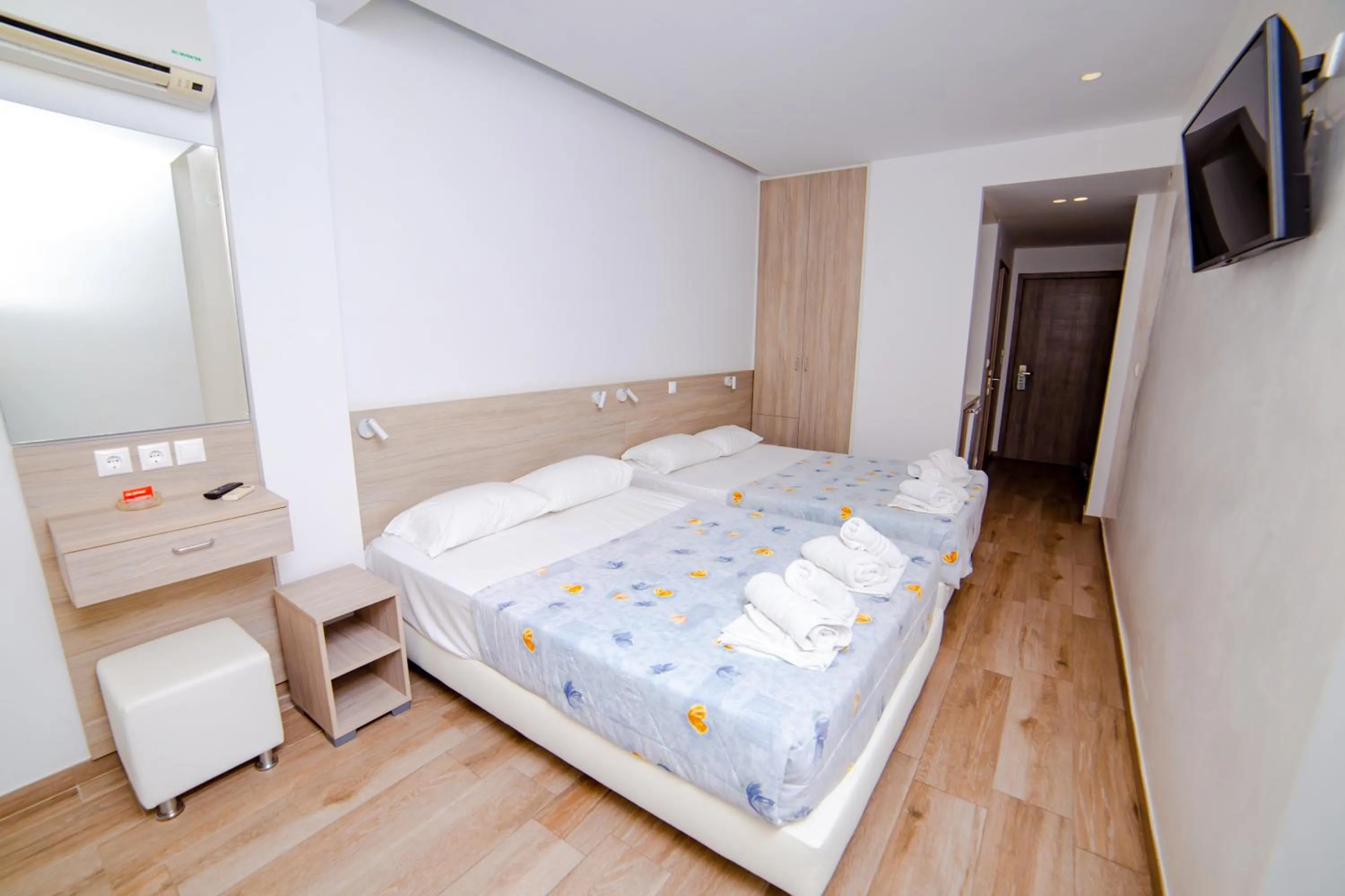 Bed in Hotel Zefyros