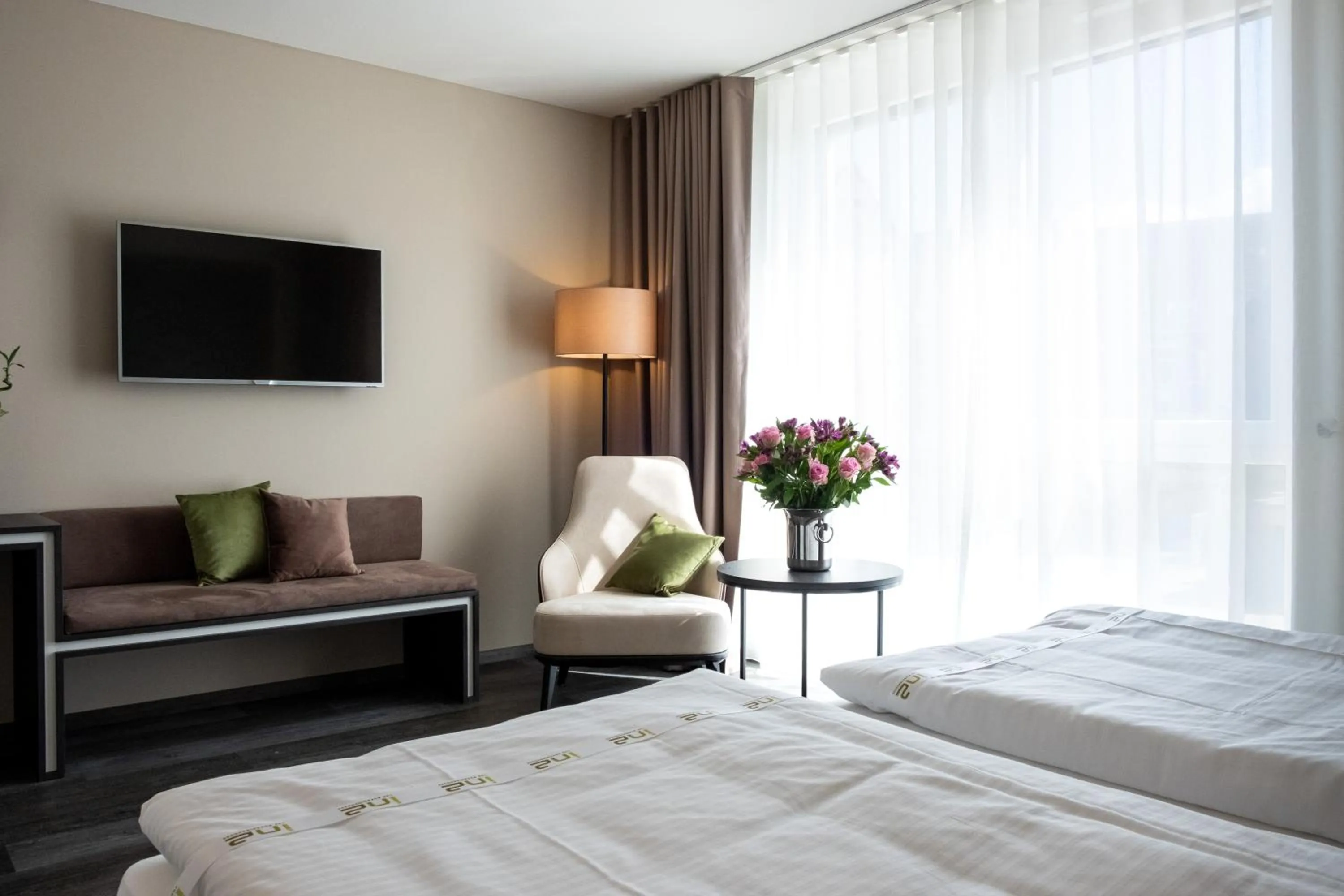 Photo of the whole room, Bed in in2 the Boardinghouse