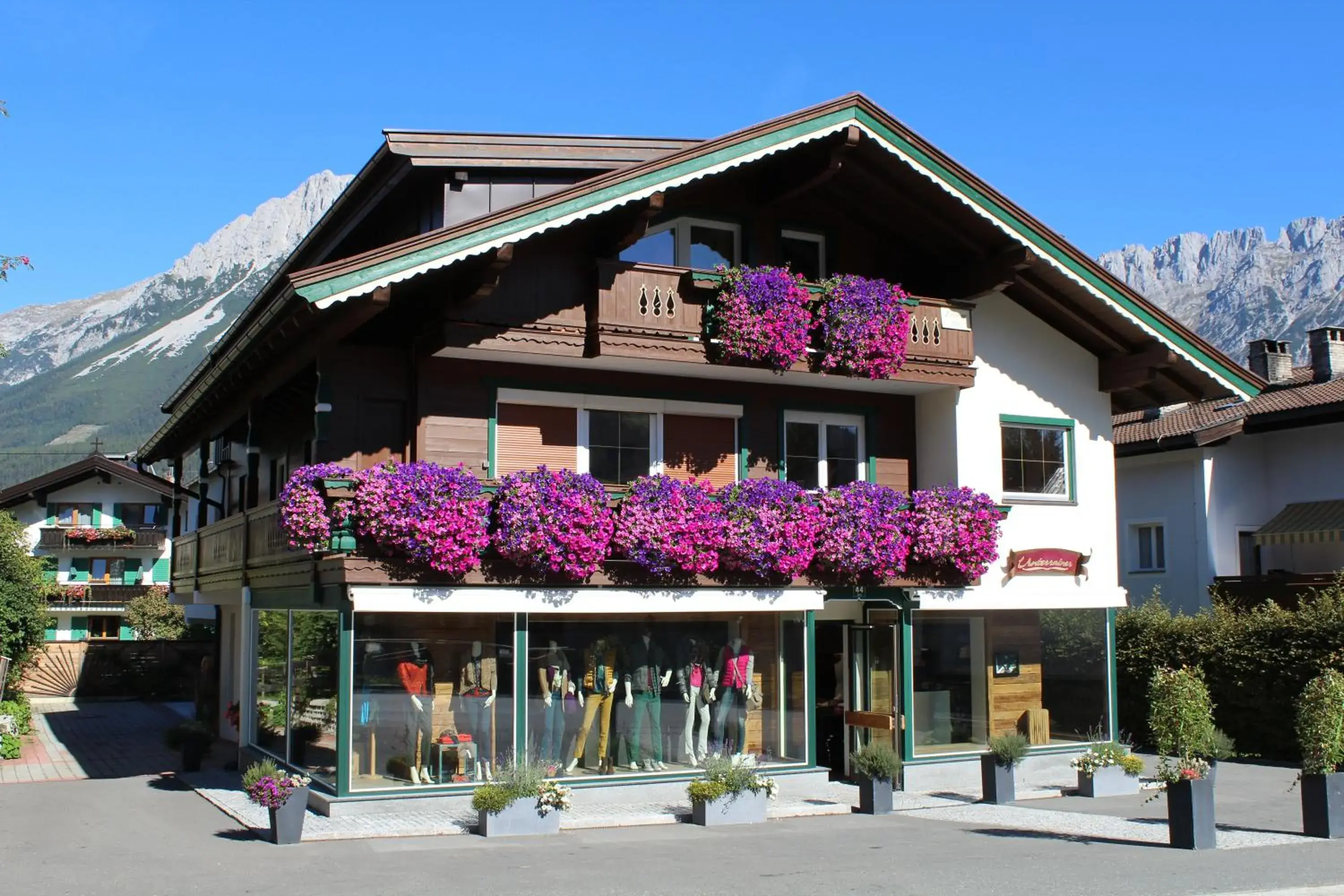 Alpking Hostel Alpking Hostel