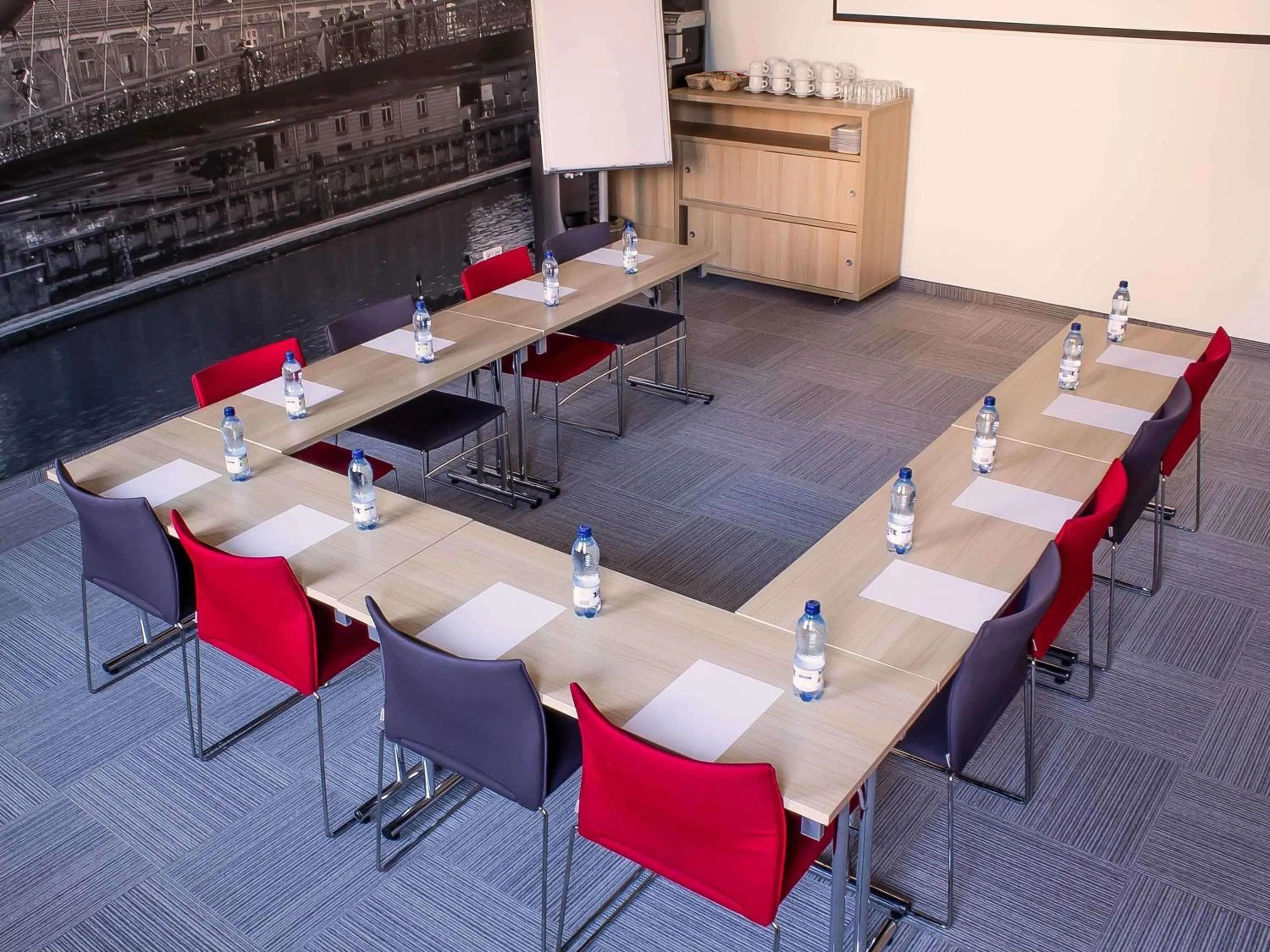 Meeting/conference room in Ibis Kraków Stare Miasto