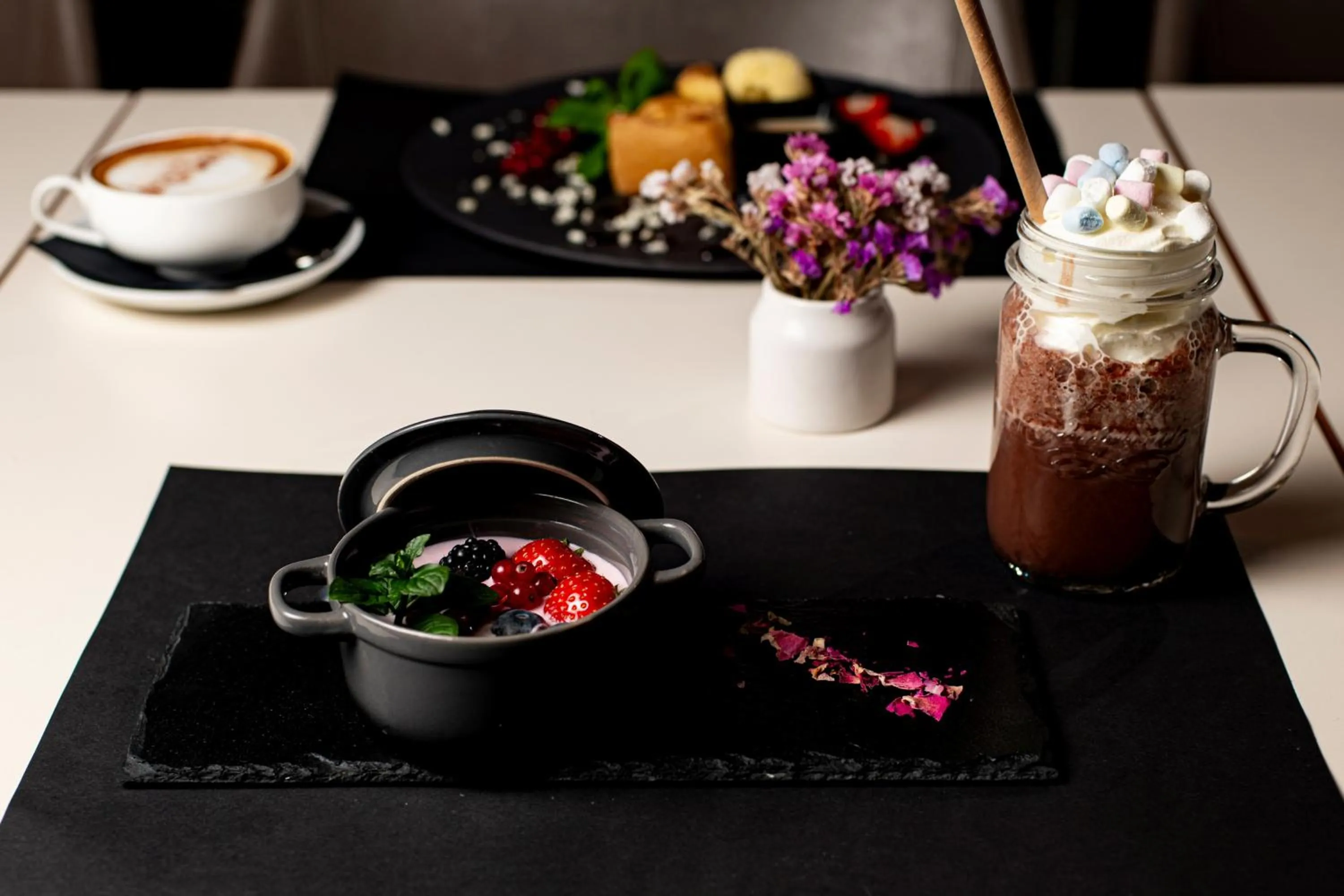 Restaurant/places to eat in Ibis Kraków Stare Miasto