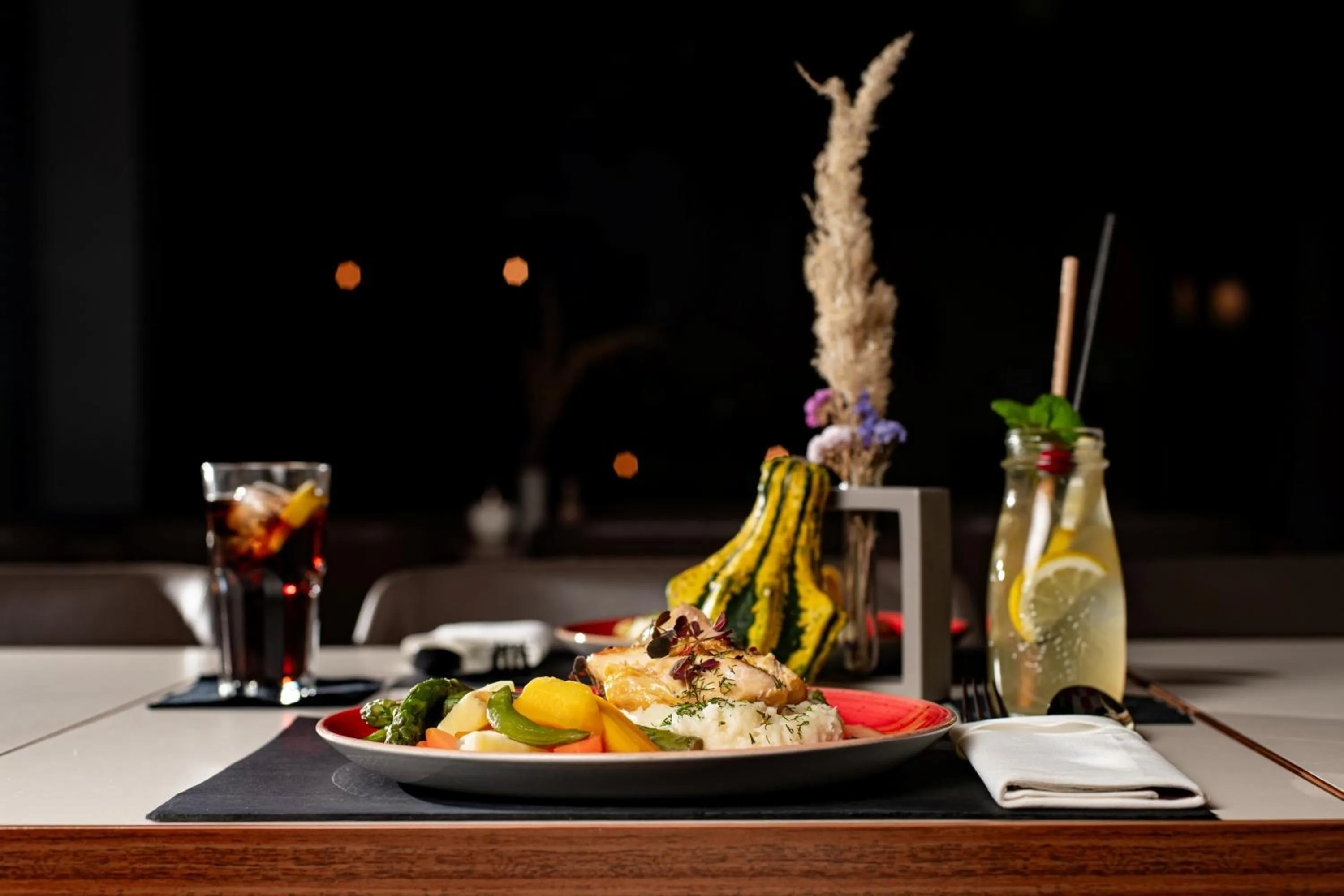 Restaurant/places to eat in Ibis Kraków Stare Miasto