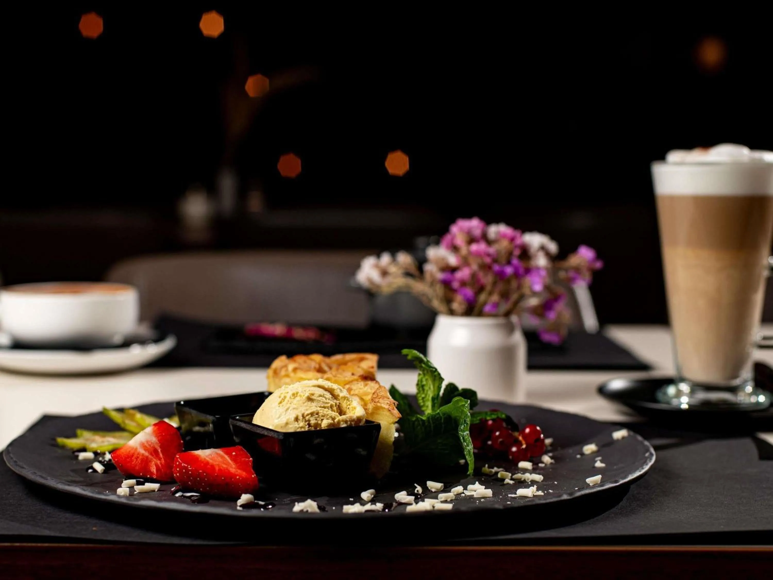 Restaurant/places to eat in Ibis Kraków Stare Miasto