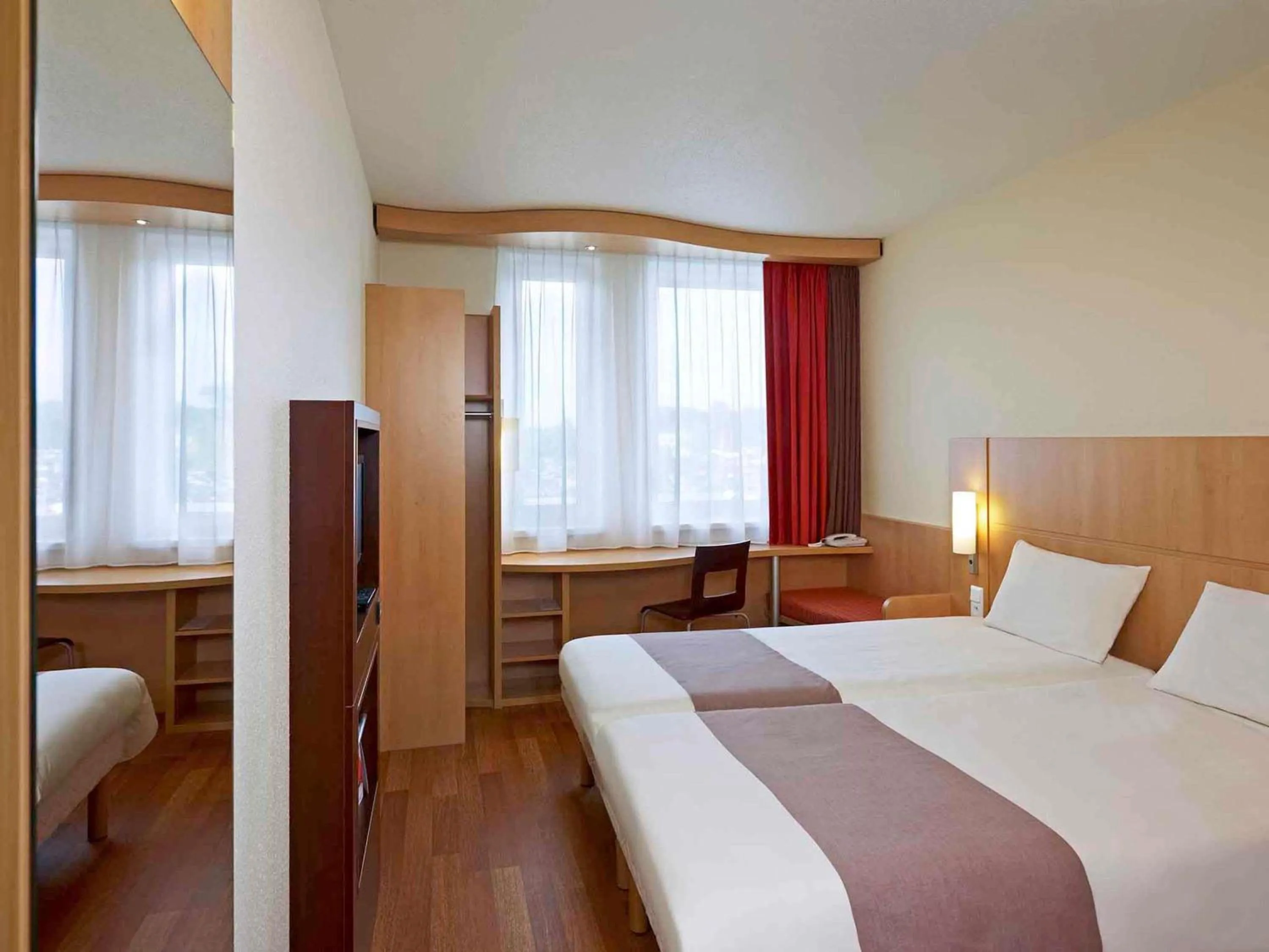 Bedroom, Bed in Ibis Kraków Stare Miasto