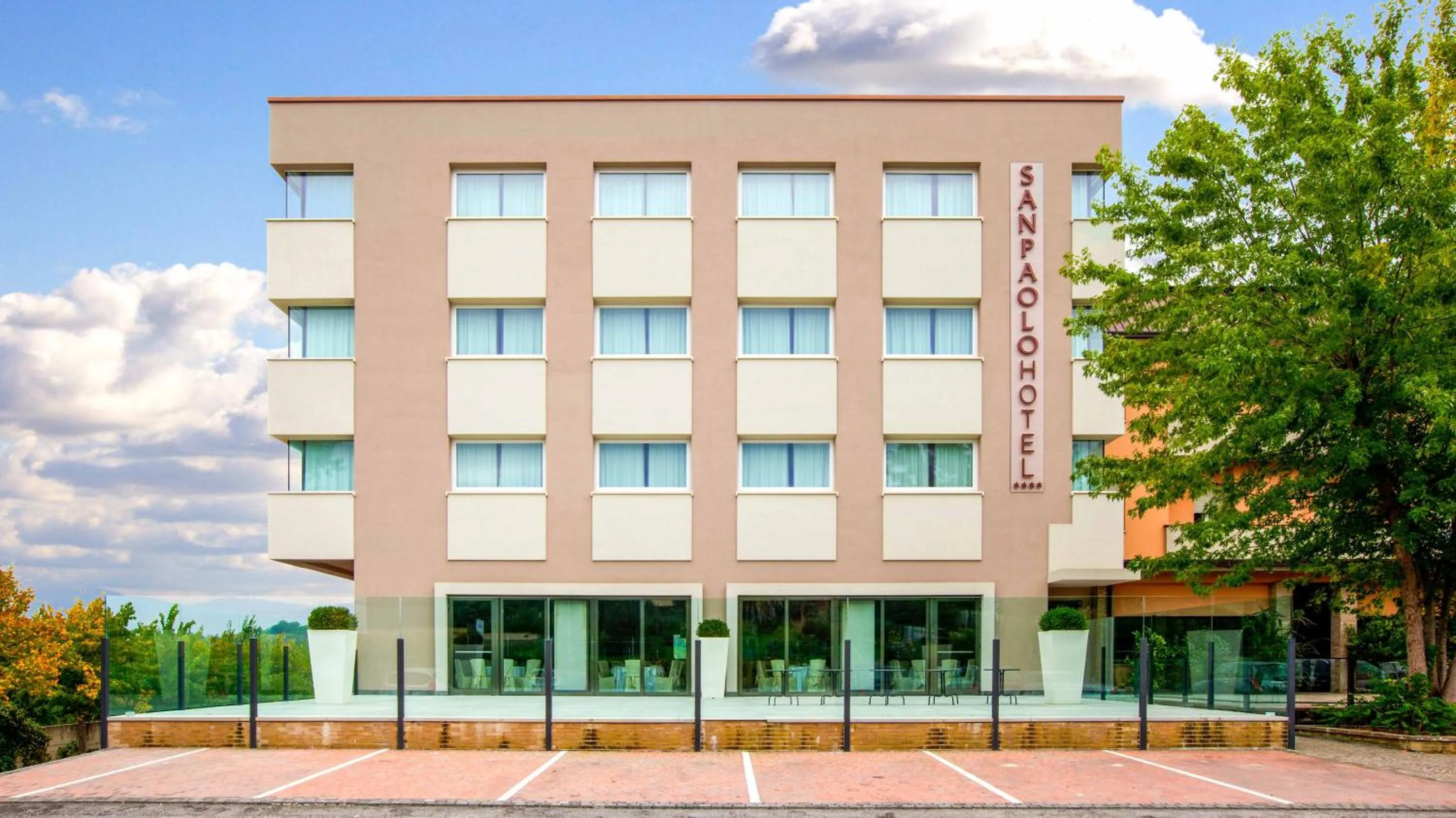 Property building in San Paolo Hotel