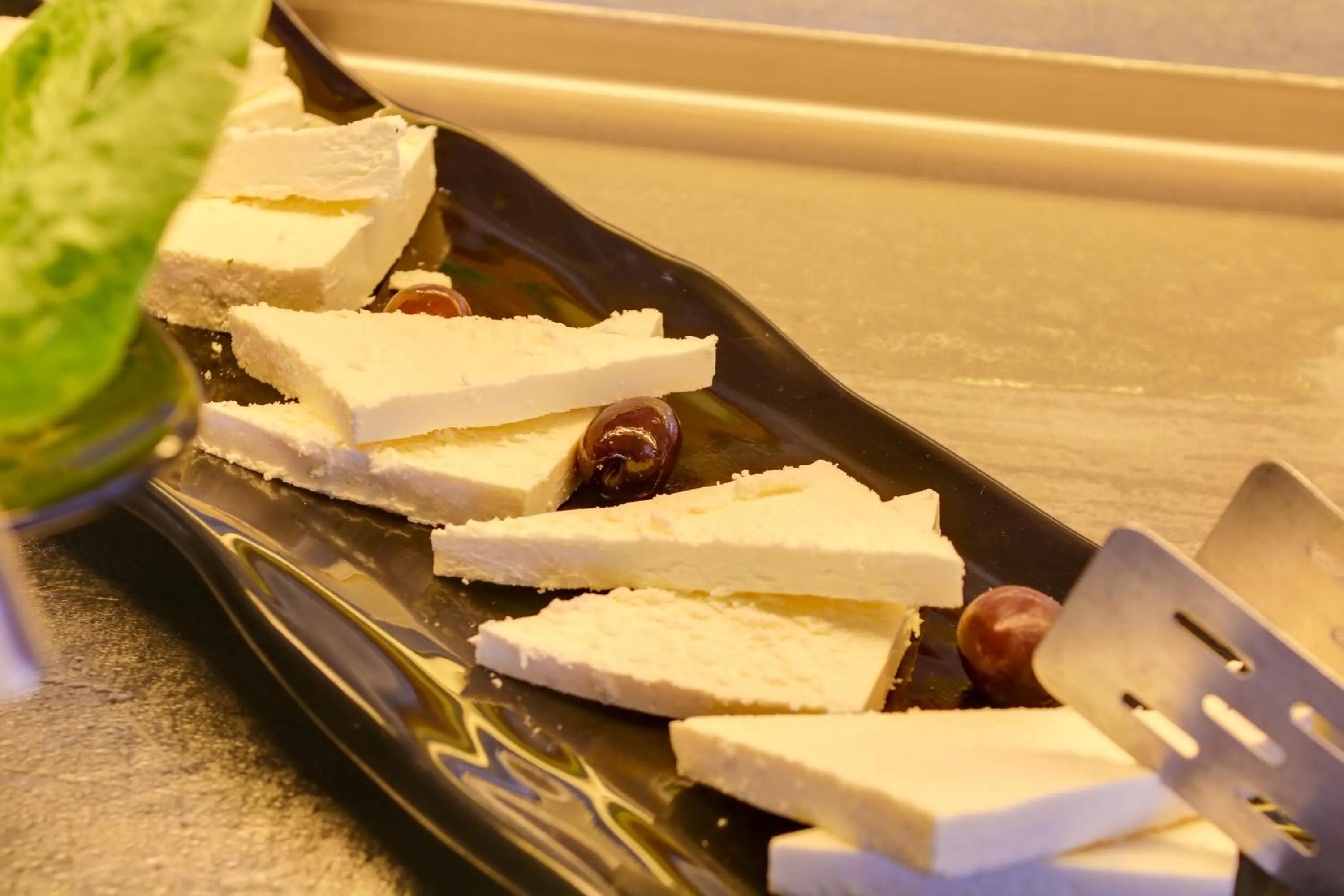 Restaurant/places to eat in Calamos Beach Family Club