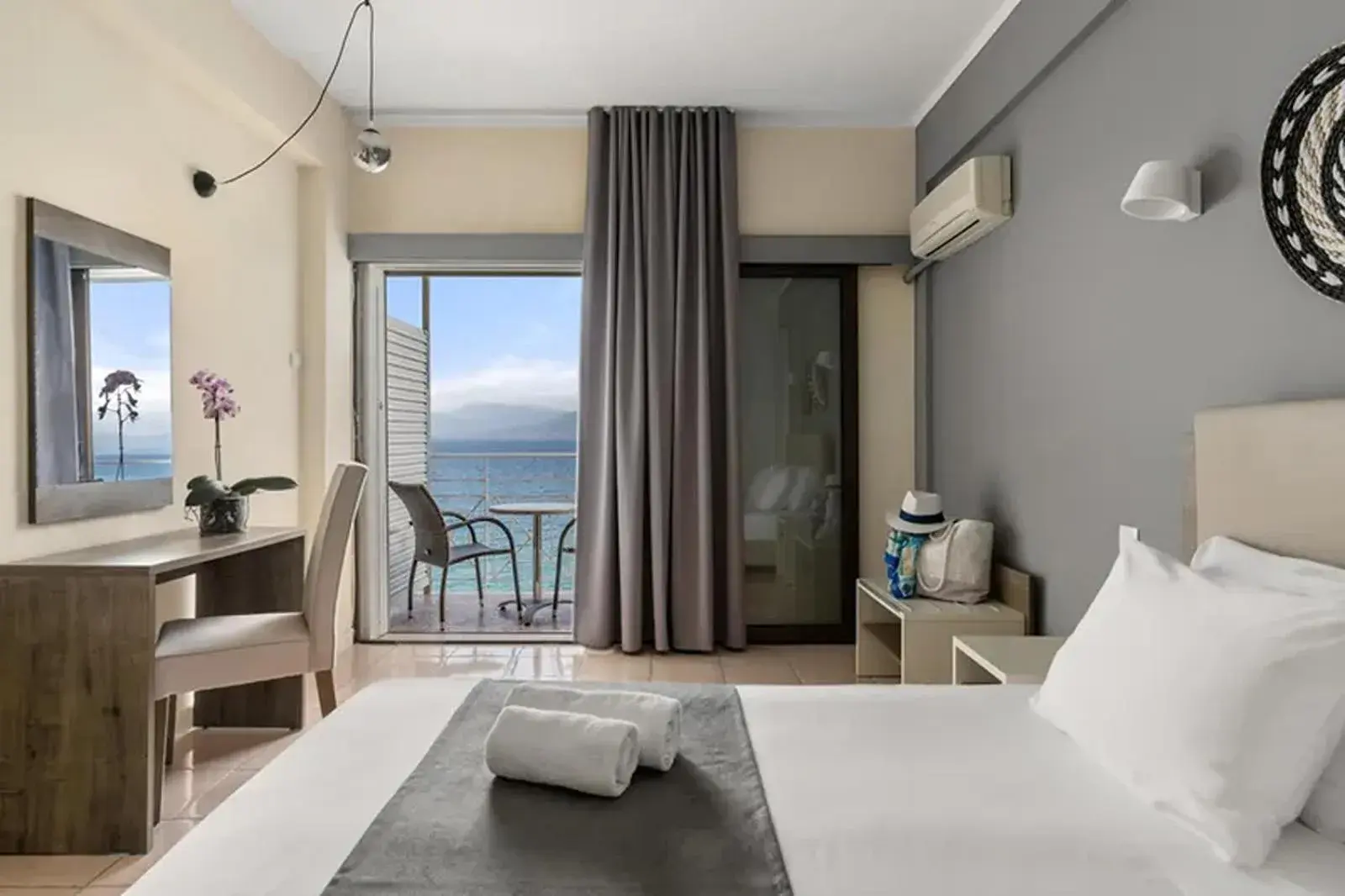 Photo of the whole room, Bed in Calamos Beach Family Club Photo of the whole room, Bed in Calamos Beach Family Club