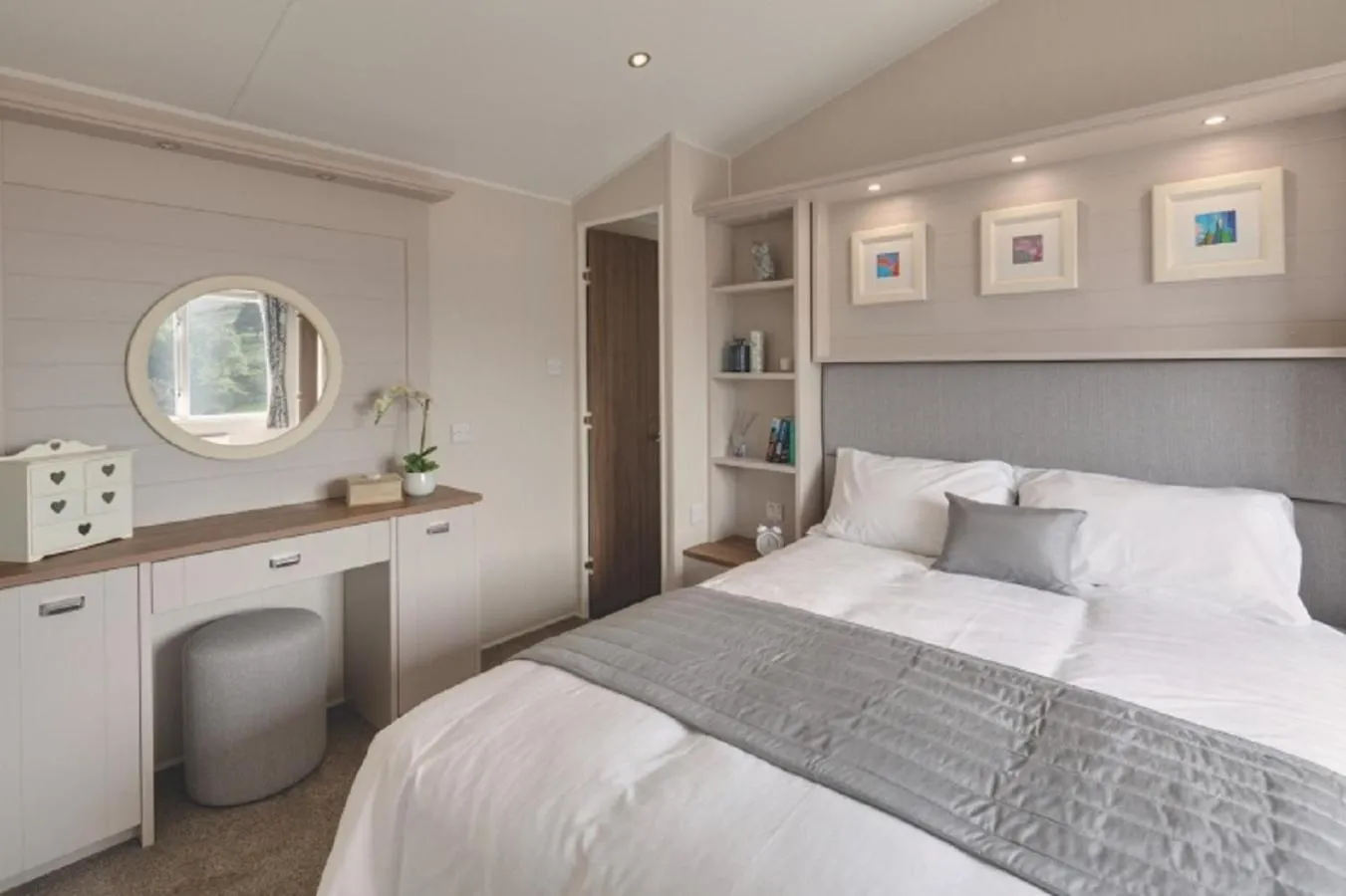 Bedroom, Bed in Newperran Holiday Resort