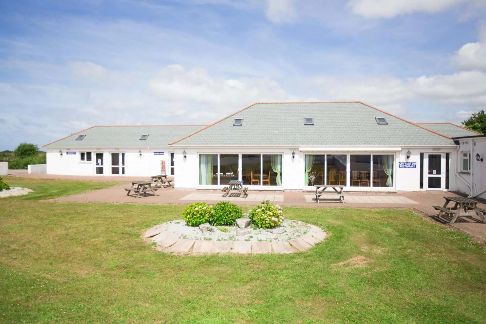 Property building in Newperran Holiday Resort