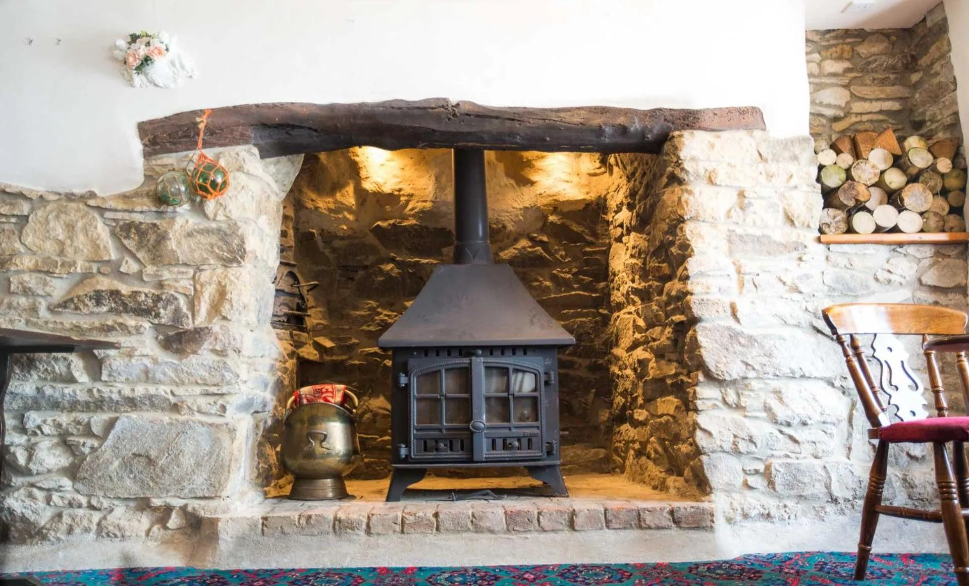 Restaurant/places to eat in Newperran Holiday Resort
