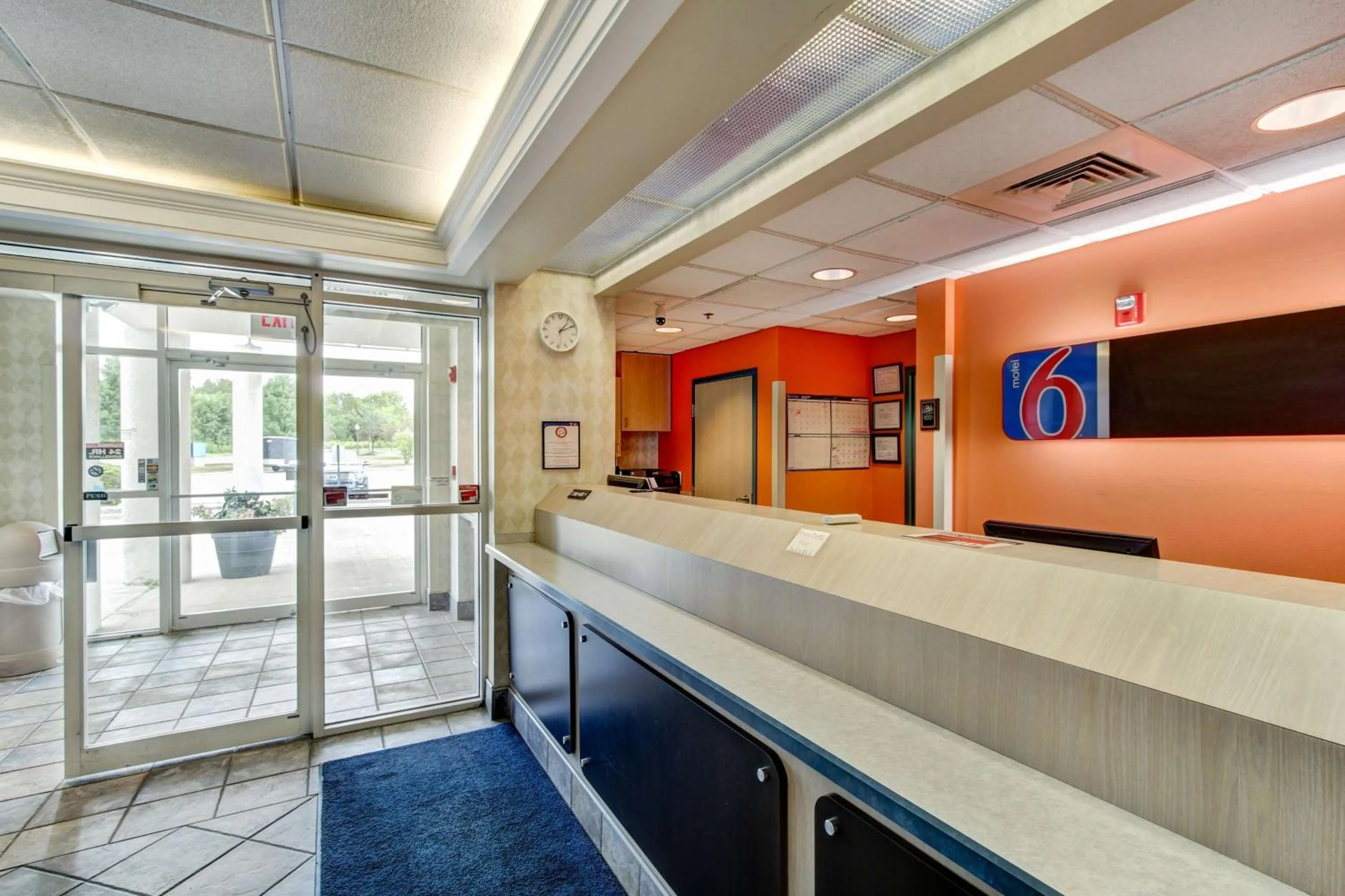 Lobby or reception in Motel 6-Medina, OH - Cleveland