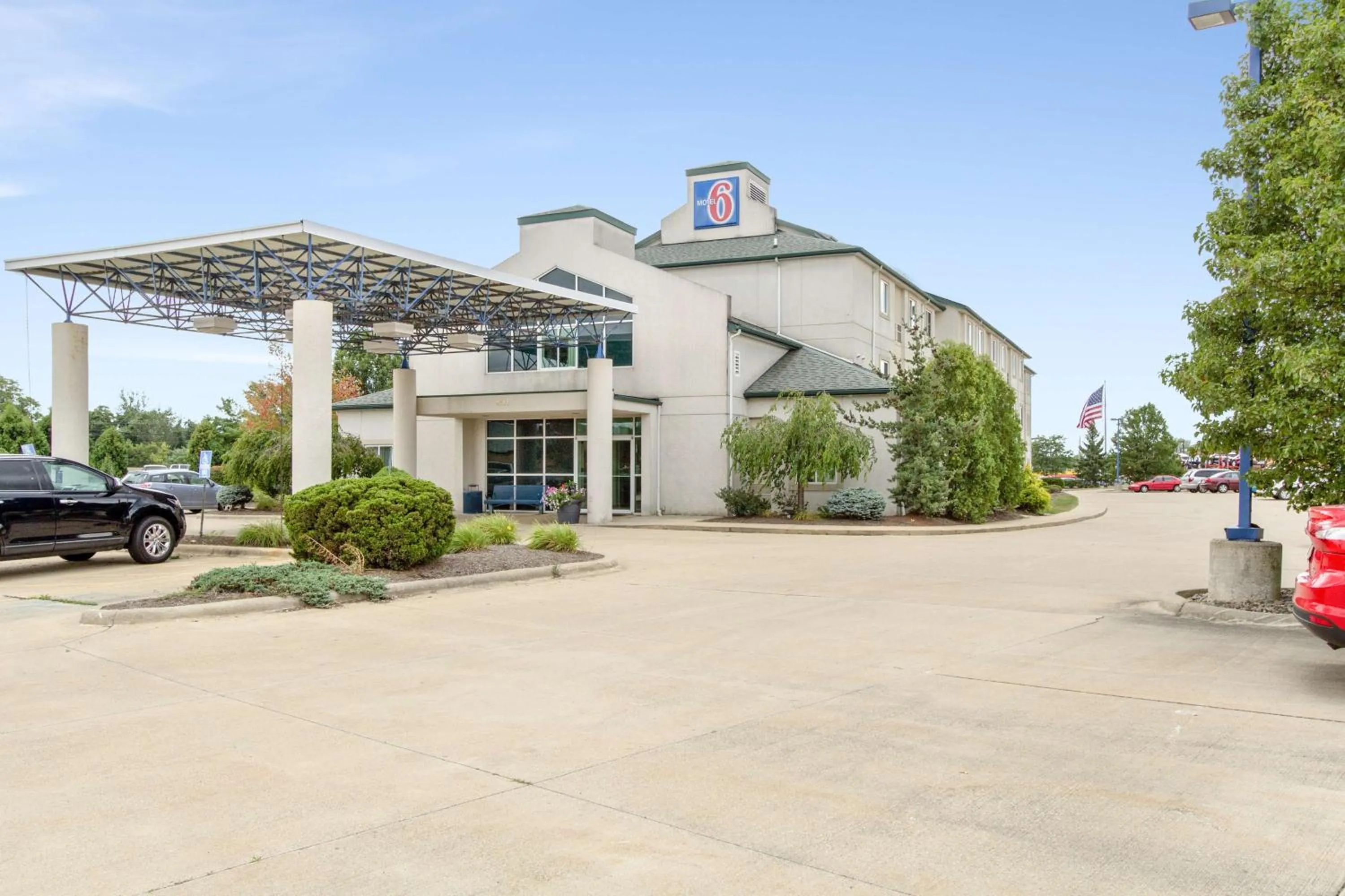 Property building in Motel 6-Medina, OH - Cleveland