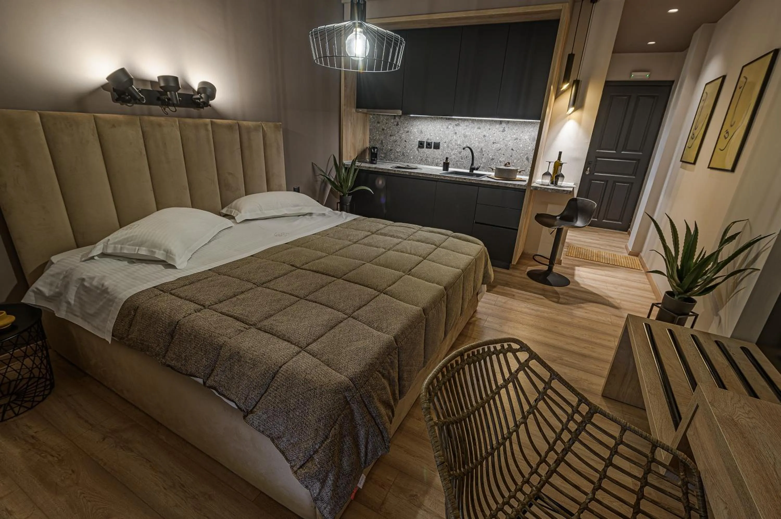 Bed in Eleni Zirganou Studios & Apartments