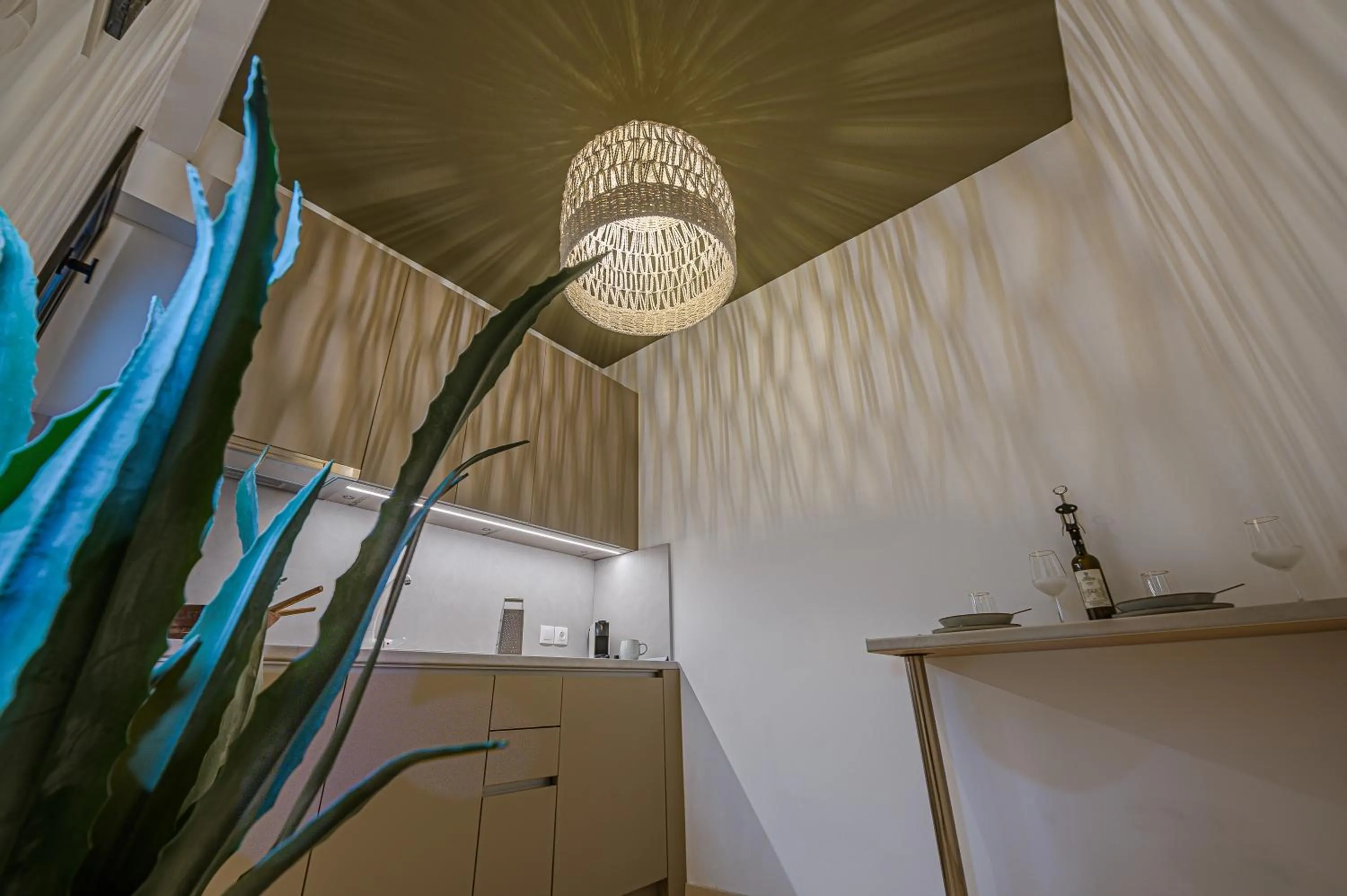 Eleni Zirganou Studios & Apartments