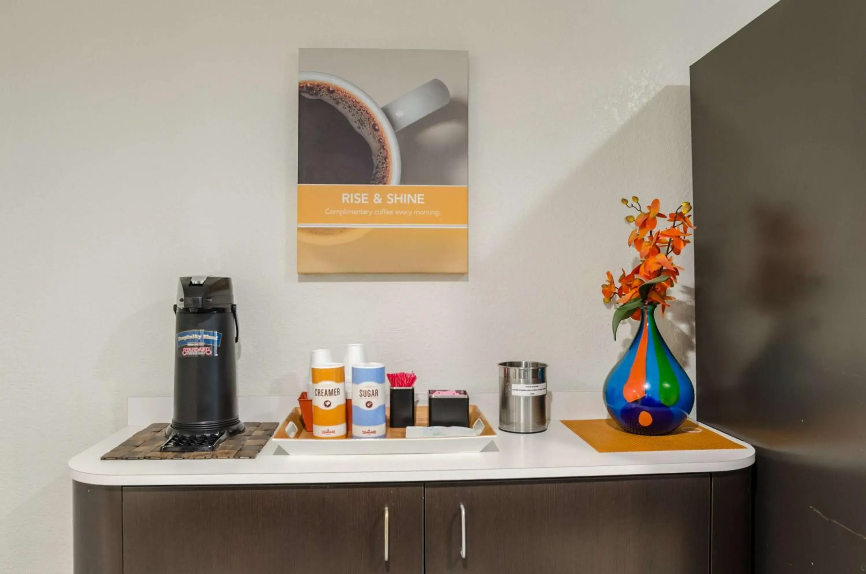 Restaurant/places to eat in Motel 6-Bristol, VA Restaurant/places to eat in Motel 6-Bristol, VA