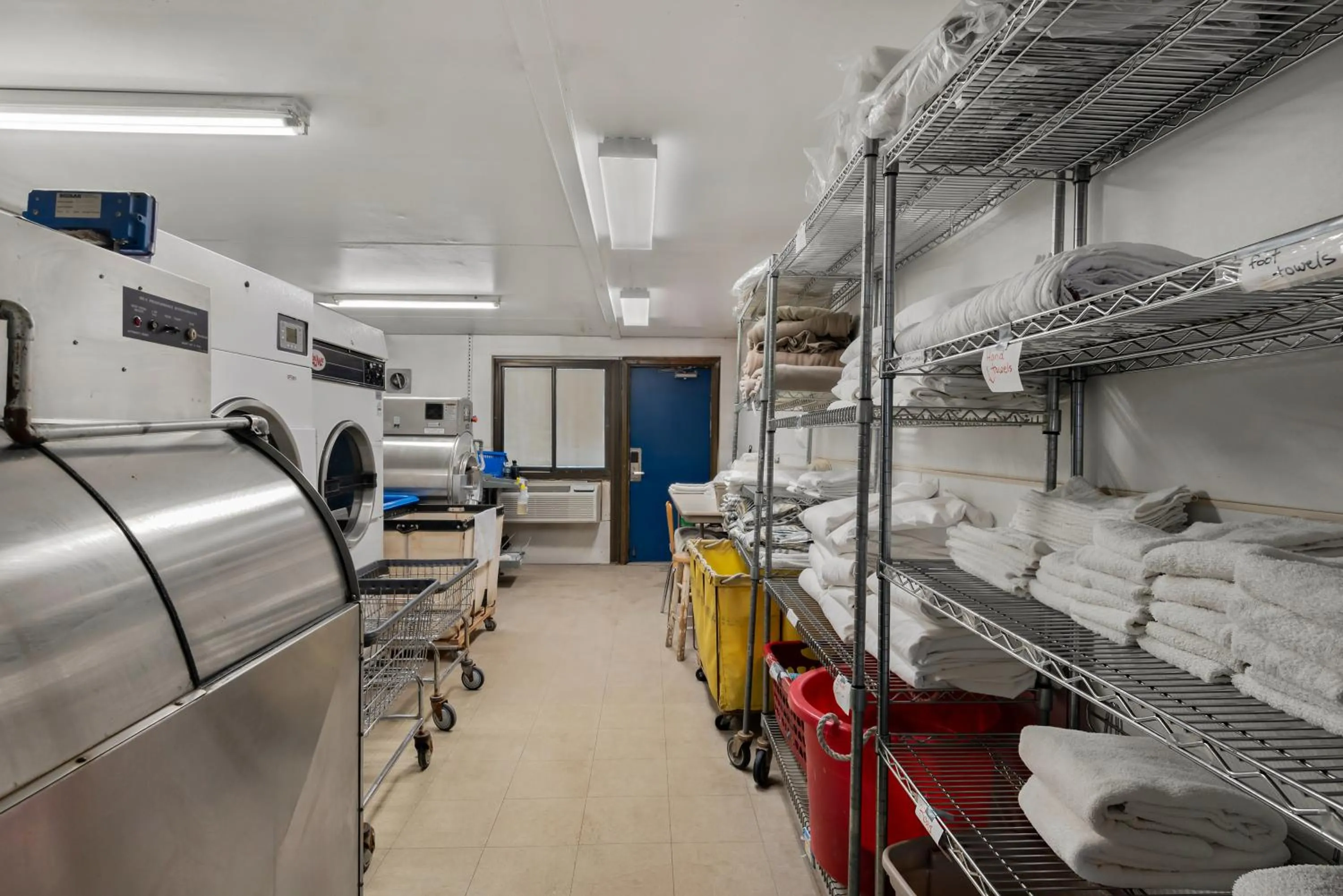 laundry in Americas Best Value Inn Bangor