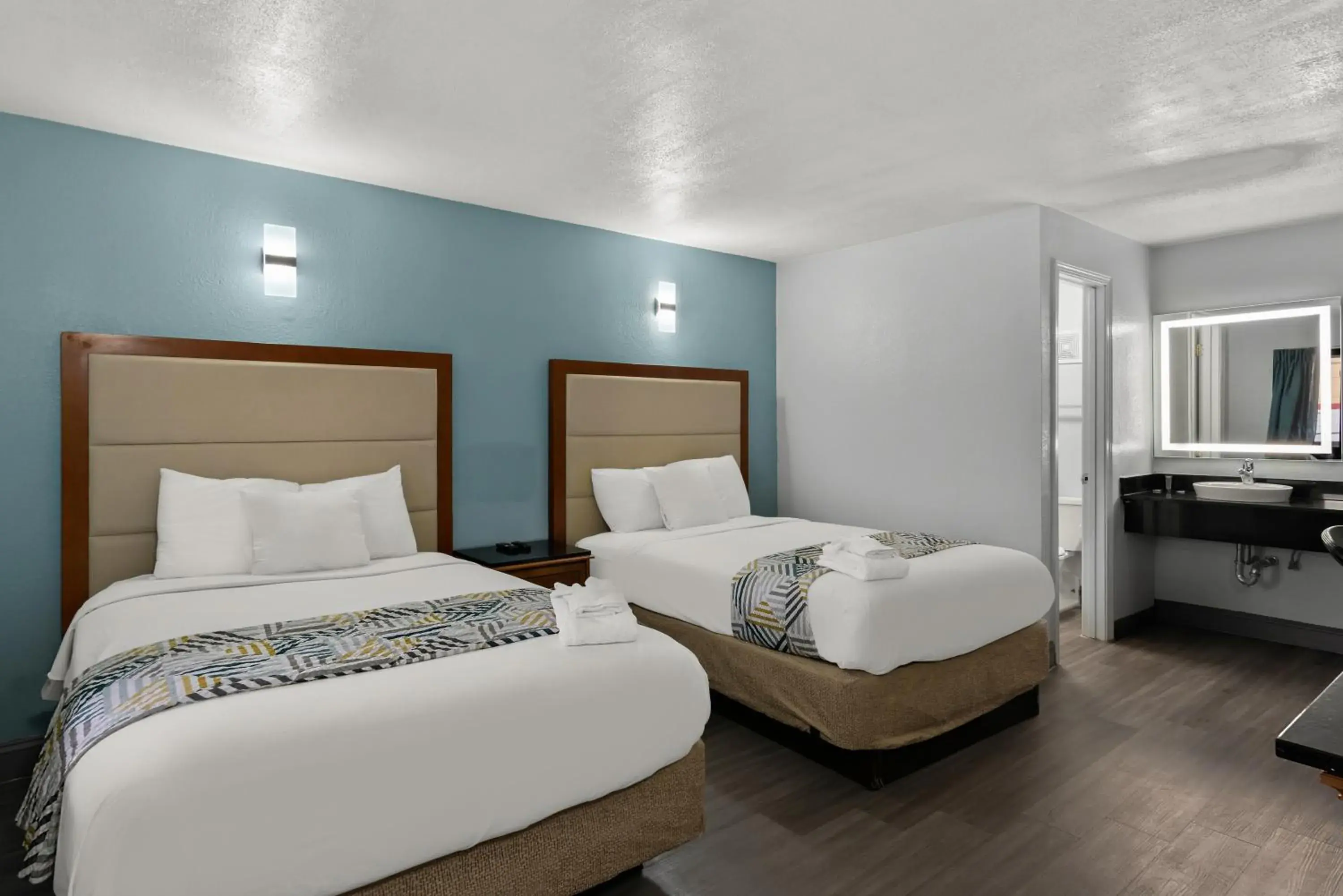 Bed in Americas Best Value Inn Bangor Bed in Americas Best Value Inn Bangor