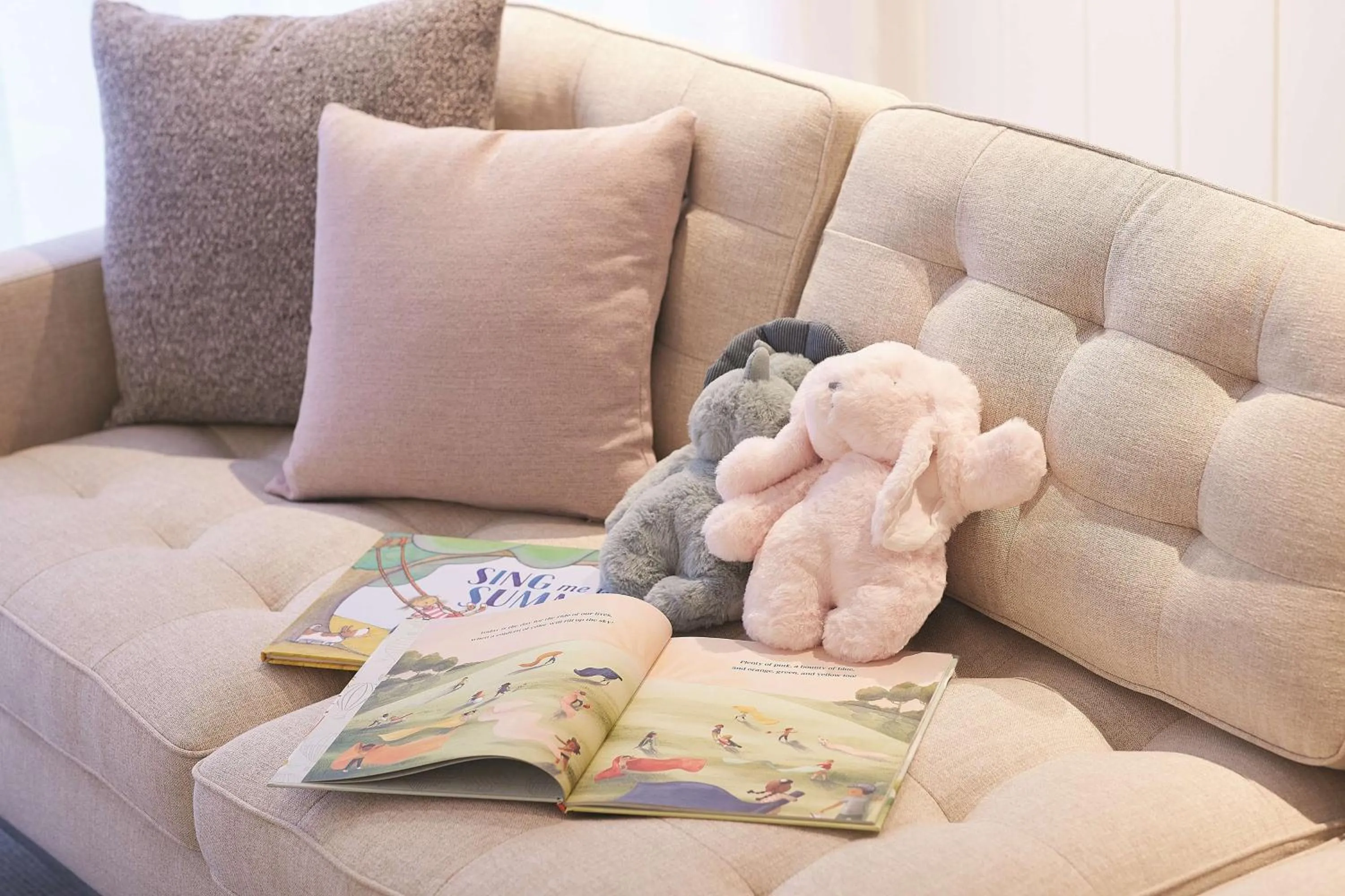 Living room in Adina Apartment Hotel Chippendale