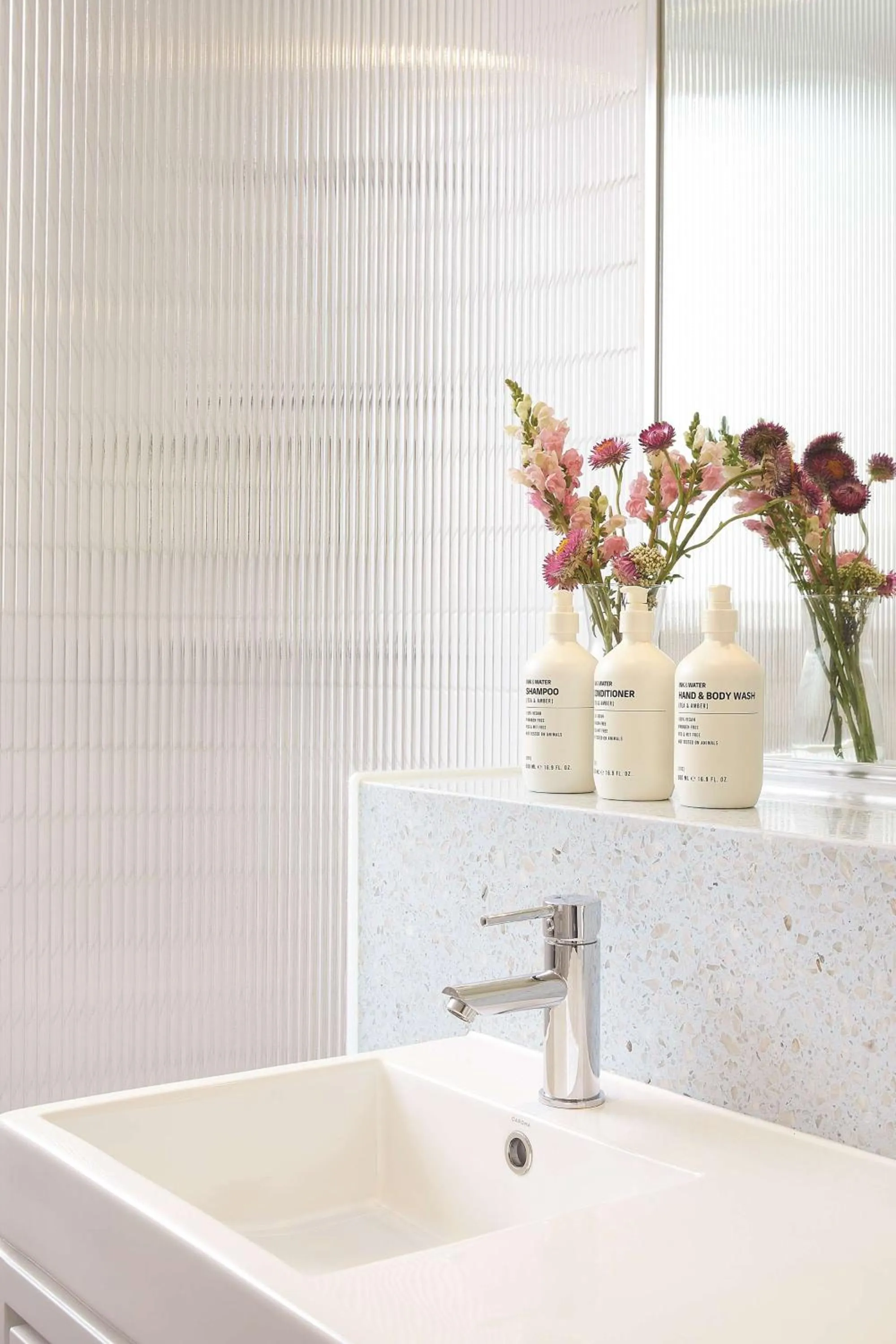 Bathroom in Adina Apartment Hotel Chippendale