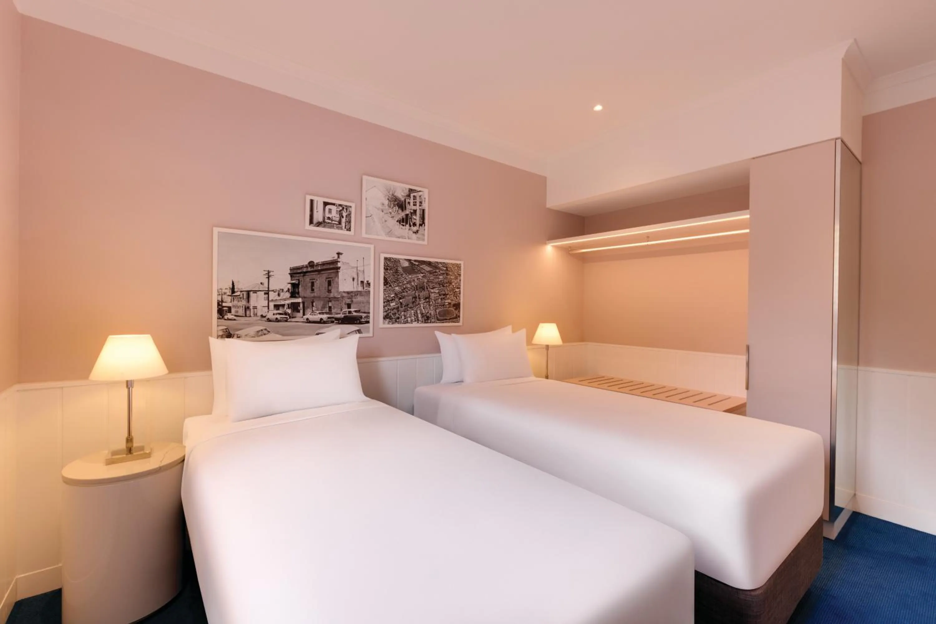 Bed in Adina Apartment Hotel Chippendale