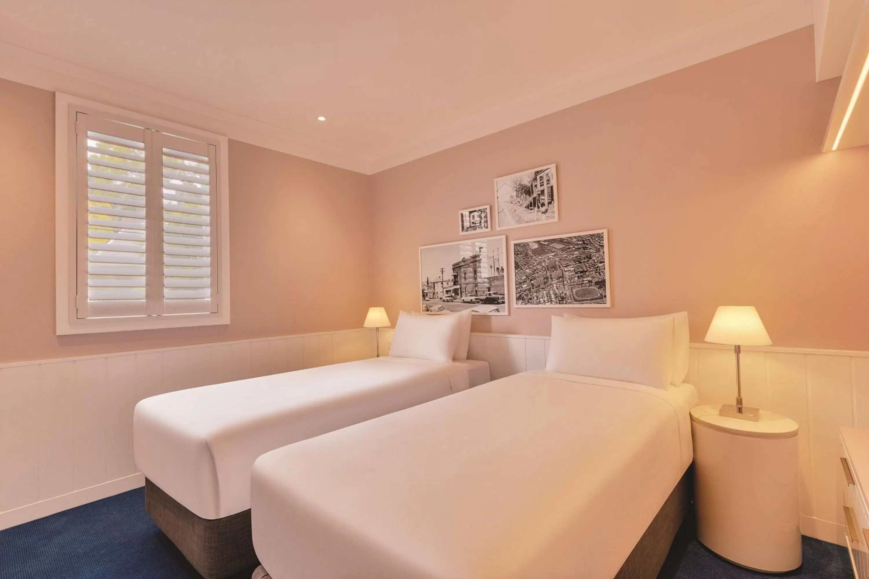 Bed in Adina Apartment Hotel Chippendale