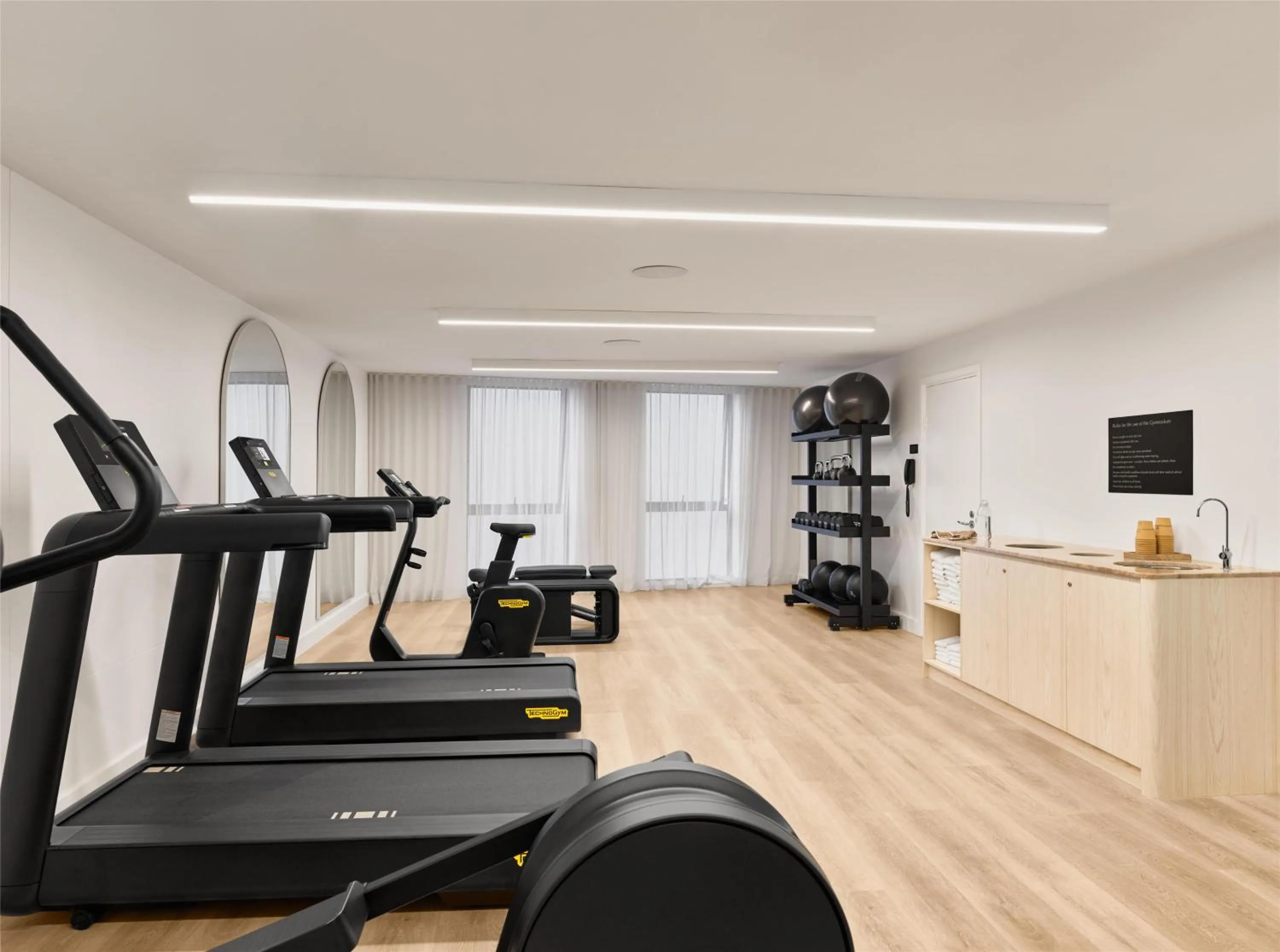 Fitness centre/facilities in Adina Apartment Hotel Sydney Town Hall