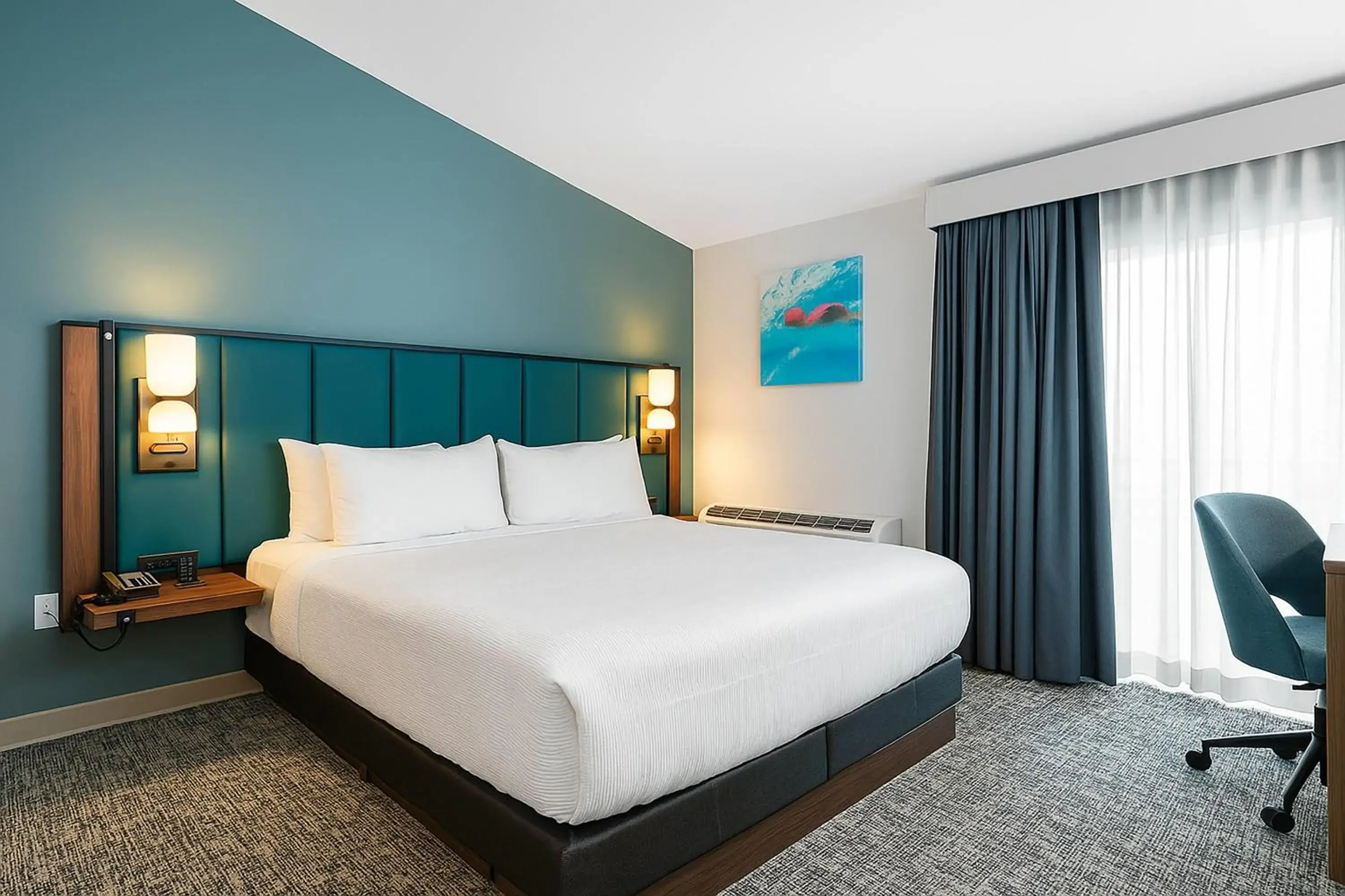 King Room - Non-Smoking in Wingate by Wyndham Geneva at SPIRE Academy King Room - Non-Smoking in Wingate by Wyndham Geneva at SPIRE Academy