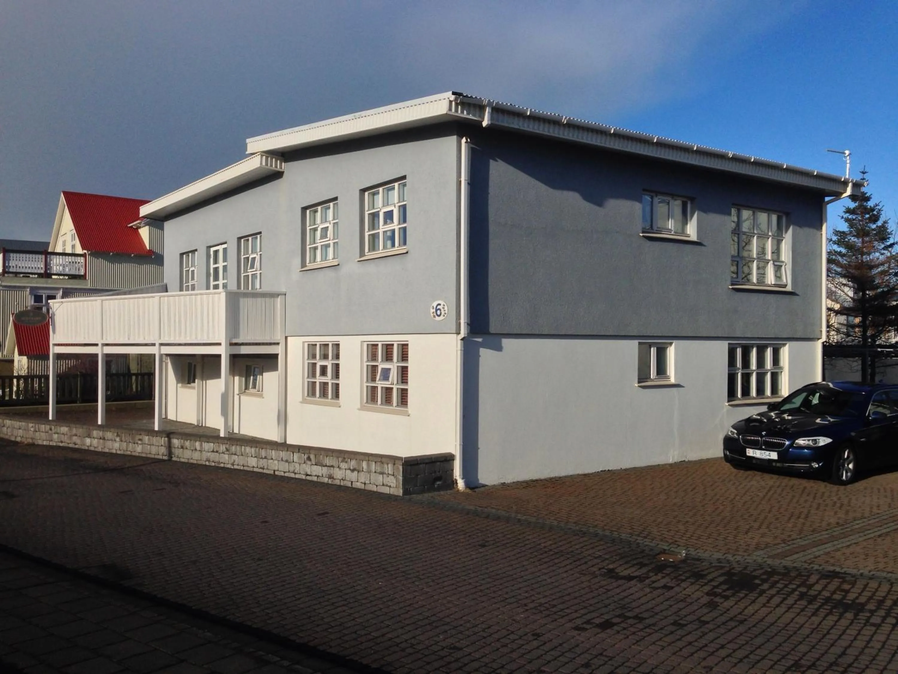 Facade/entrance in A. Bernhard Guest House