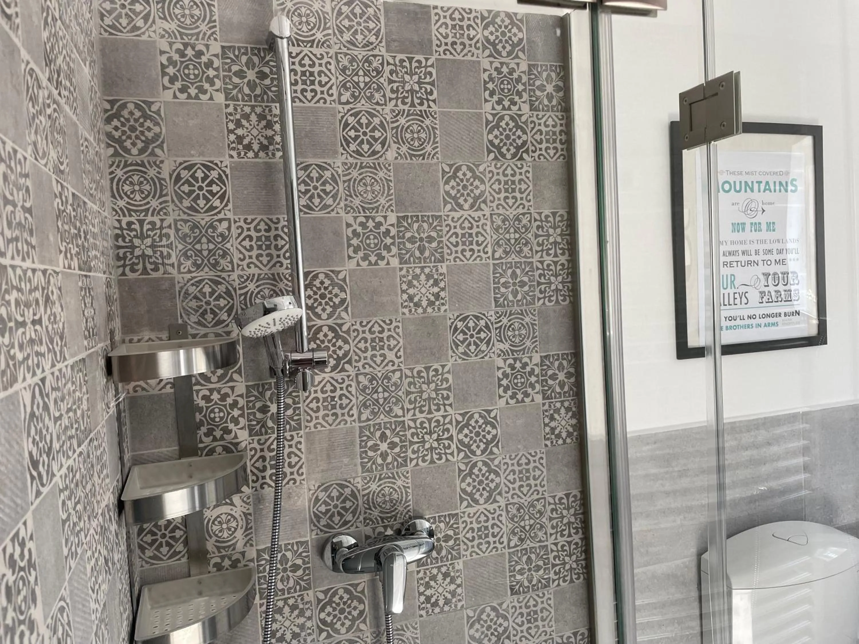 Shower in Patent, your home in Badacsony