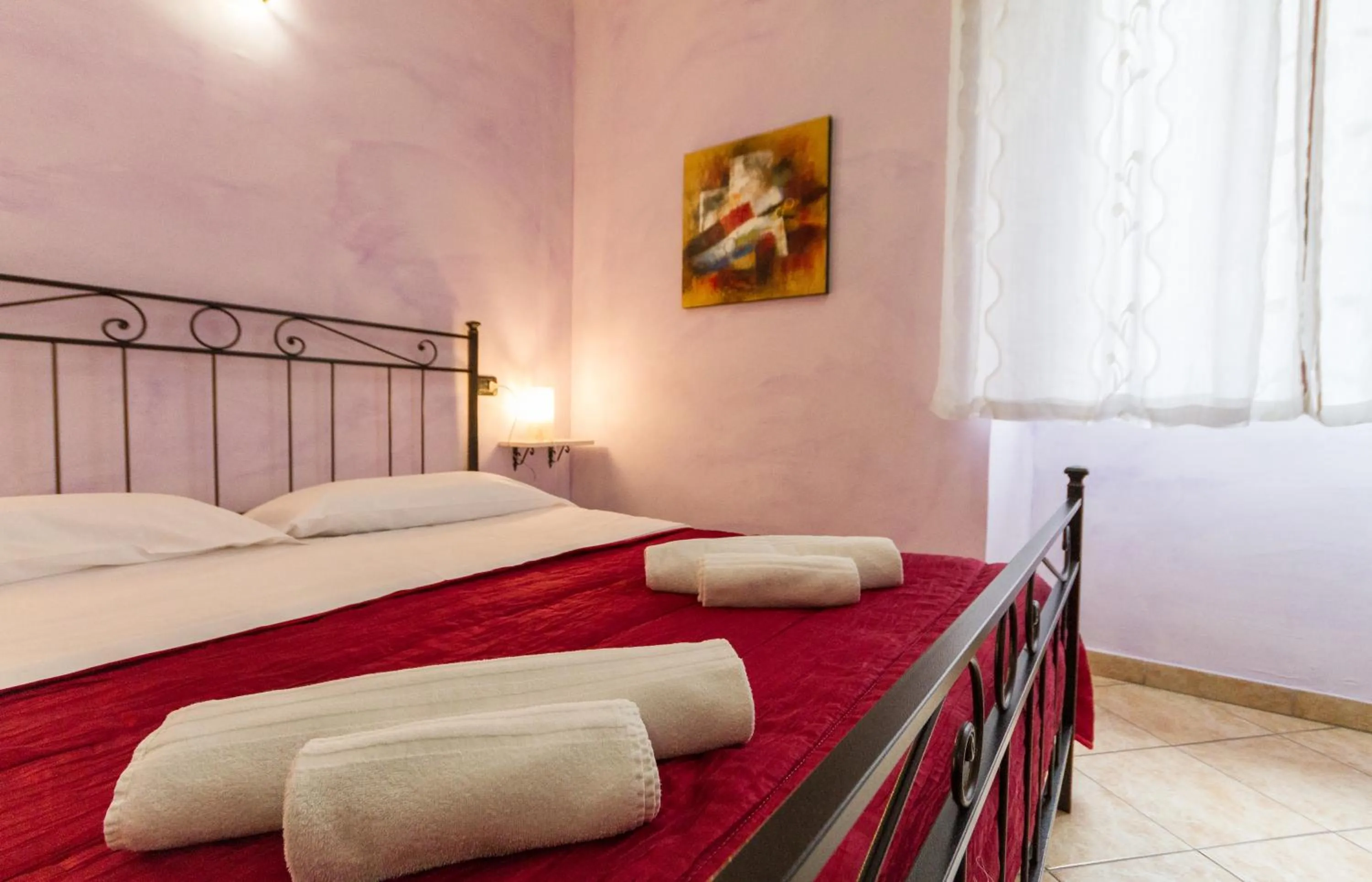 Triple Room with Private Bathroom in Camere La Basilica