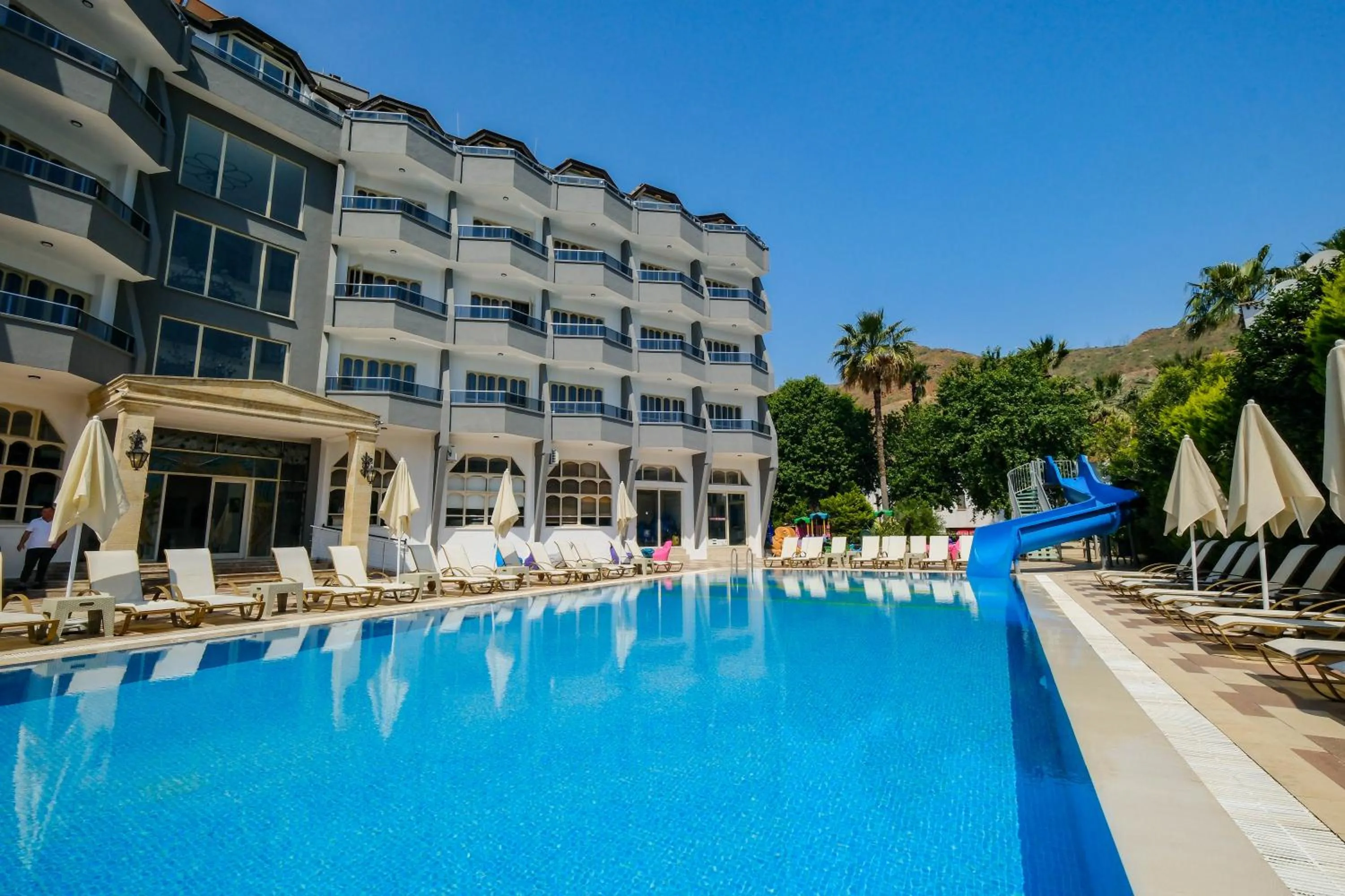 Property building in Club Selen icmeler
