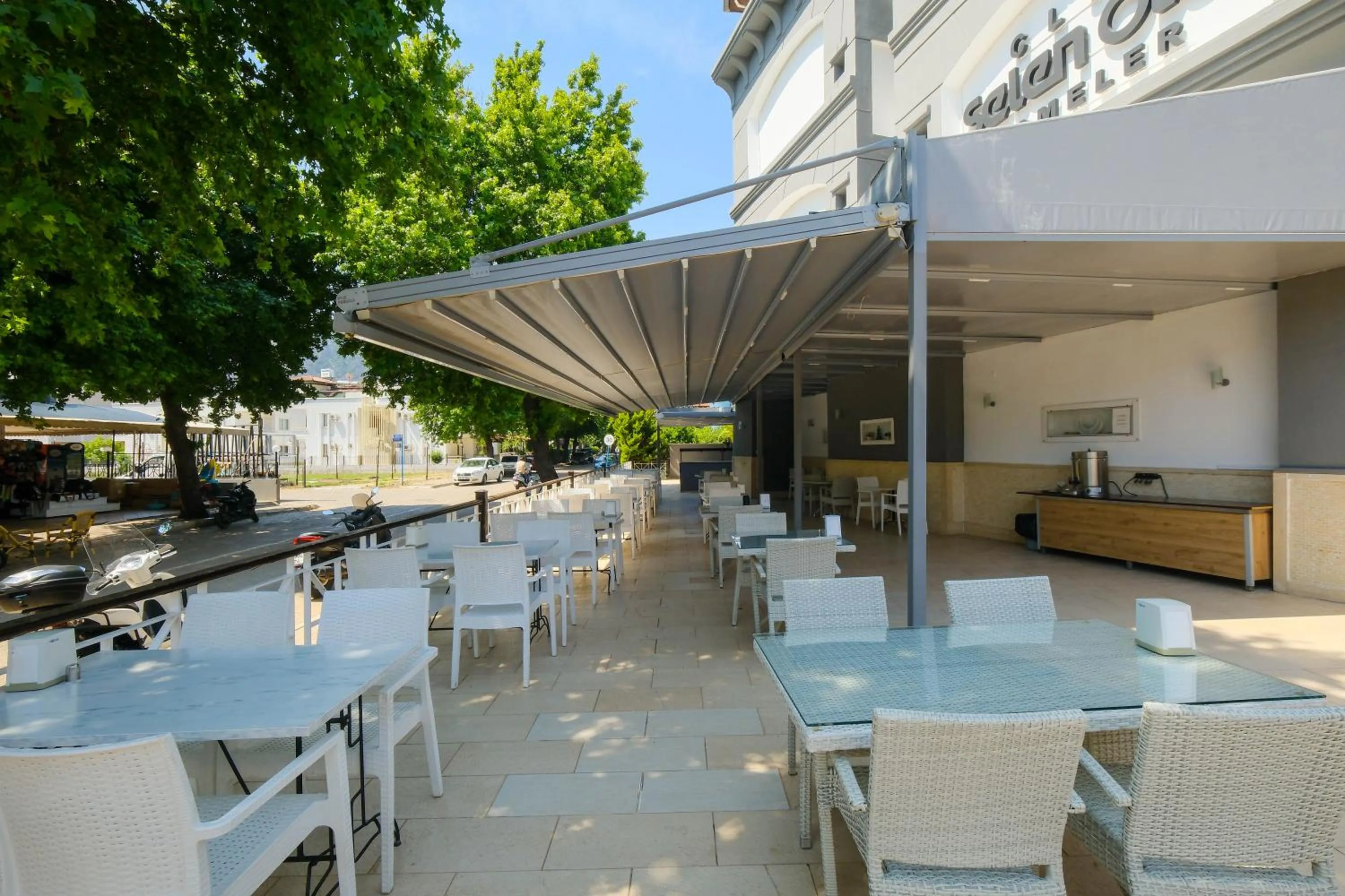 Restaurant/places to eat in Club Selen icmeler