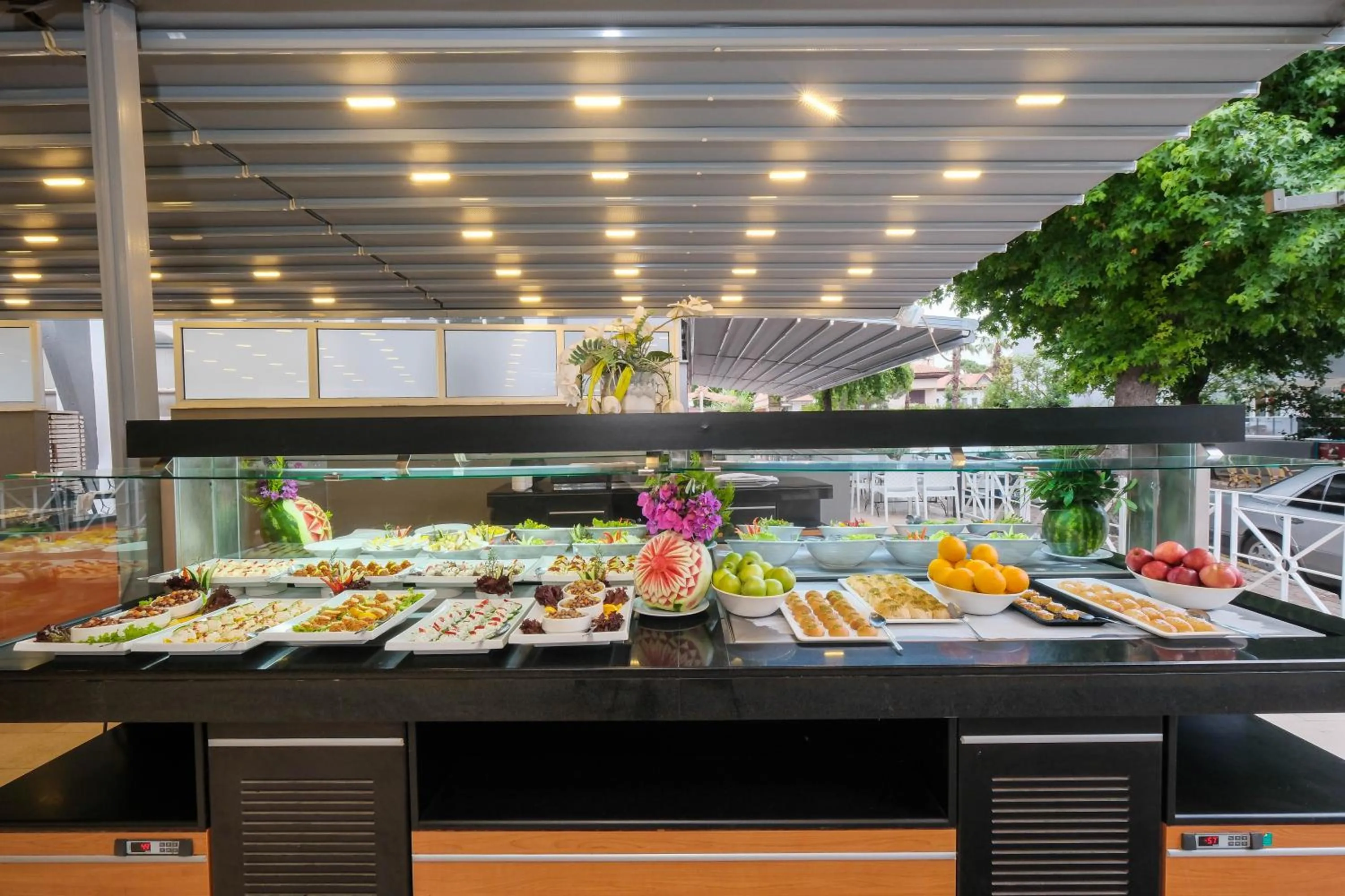 Restaurant/places to eat in Club Selen icmeler