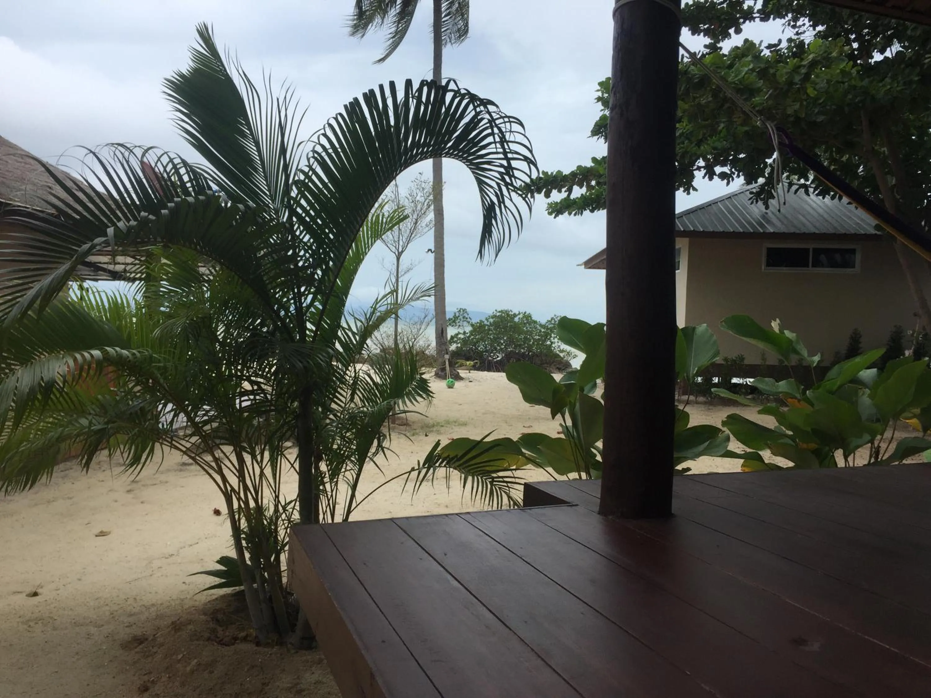 Sea view in Itsara bungalow