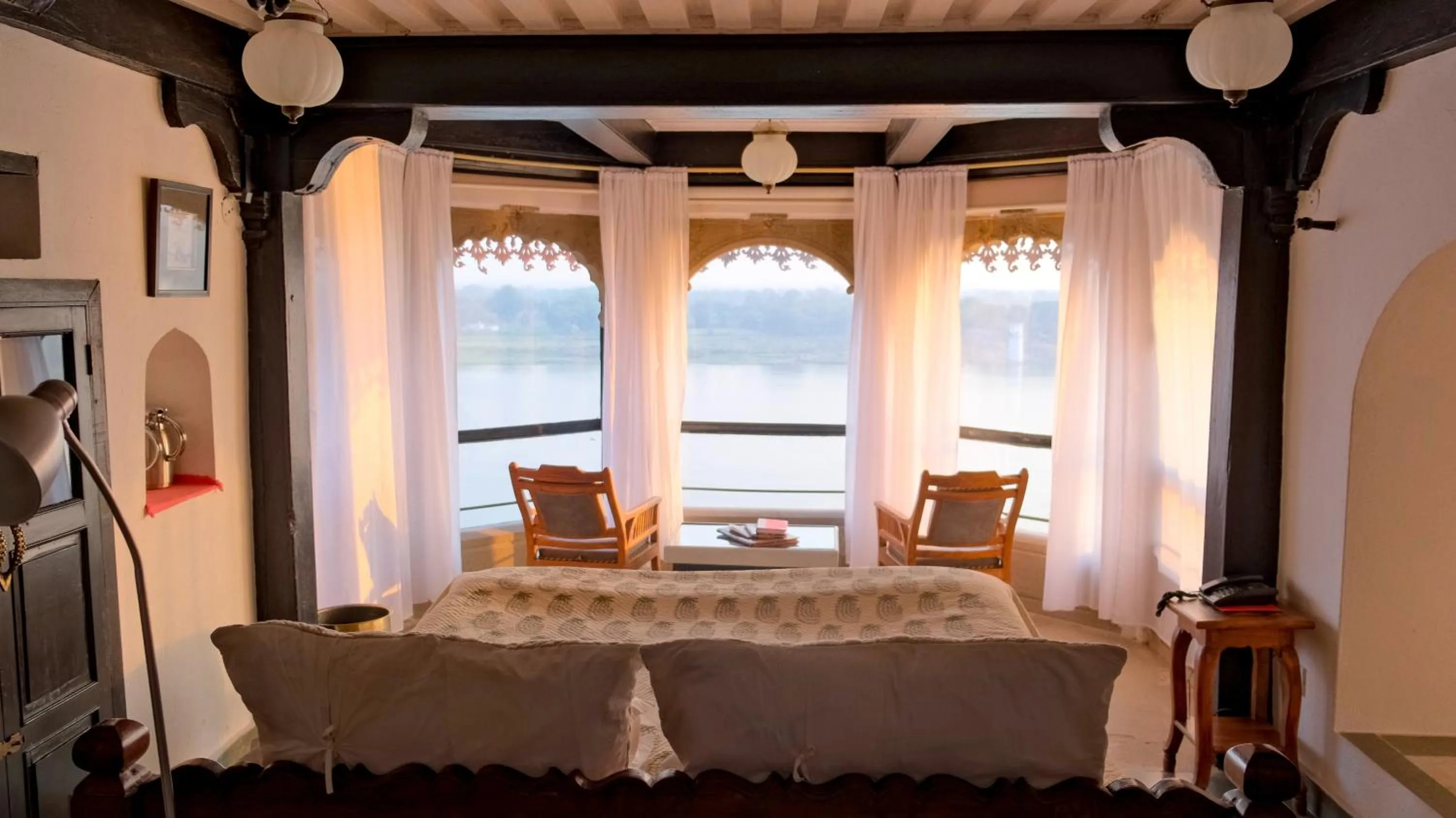 Bed in Ahilya Fort