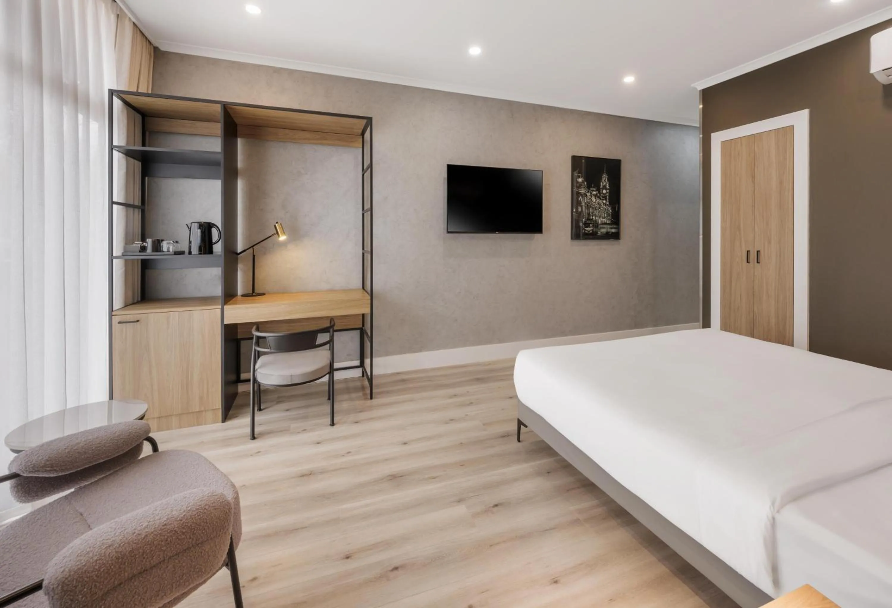 Bedroom, Bed in Park Inn by Radisson Melbourne Carlton