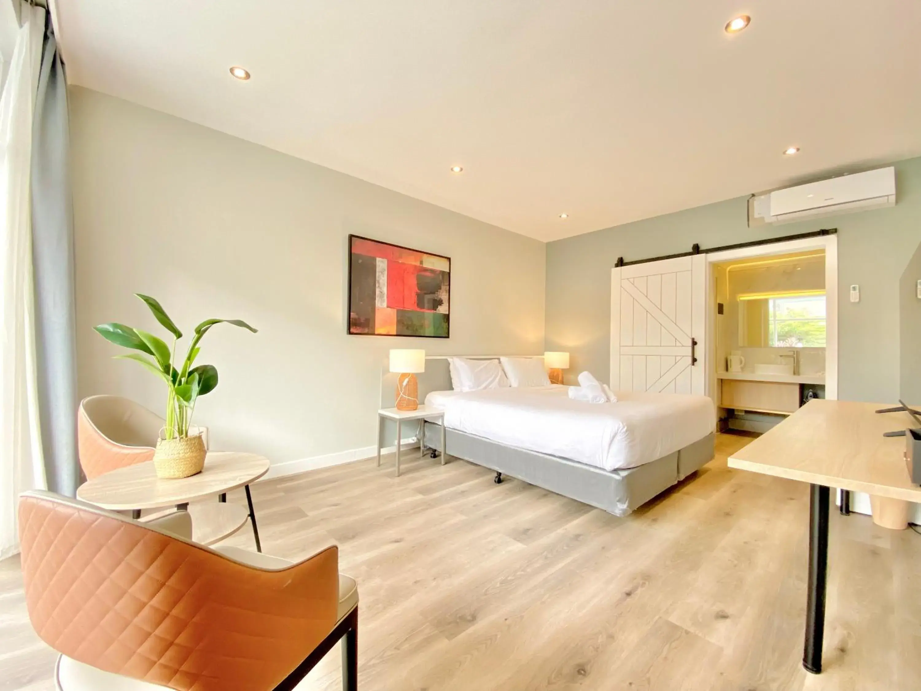 Standard King/Queen Room in Park Inn by Radisson Melbourne Carlton Standard King/Queen Room in Park Inn by Radisson Melbourne Carlton