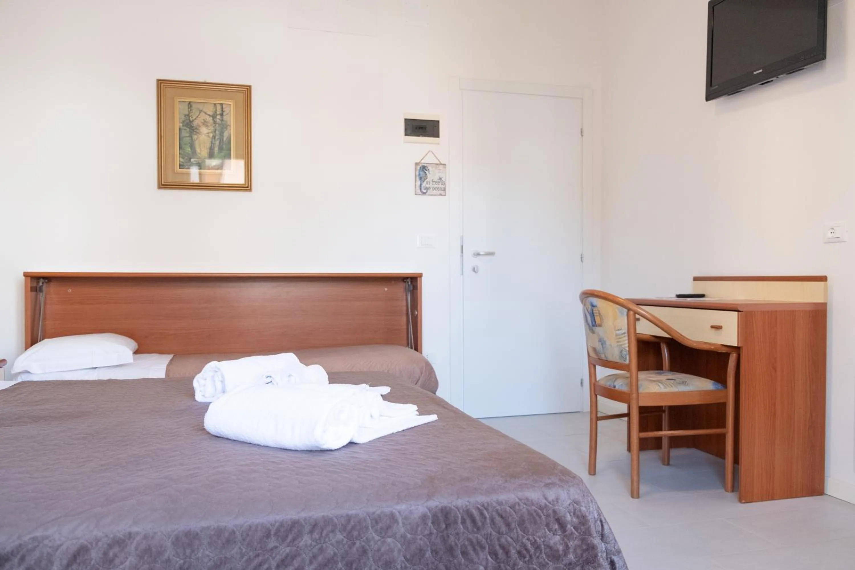 Bed in Hotel Esperia