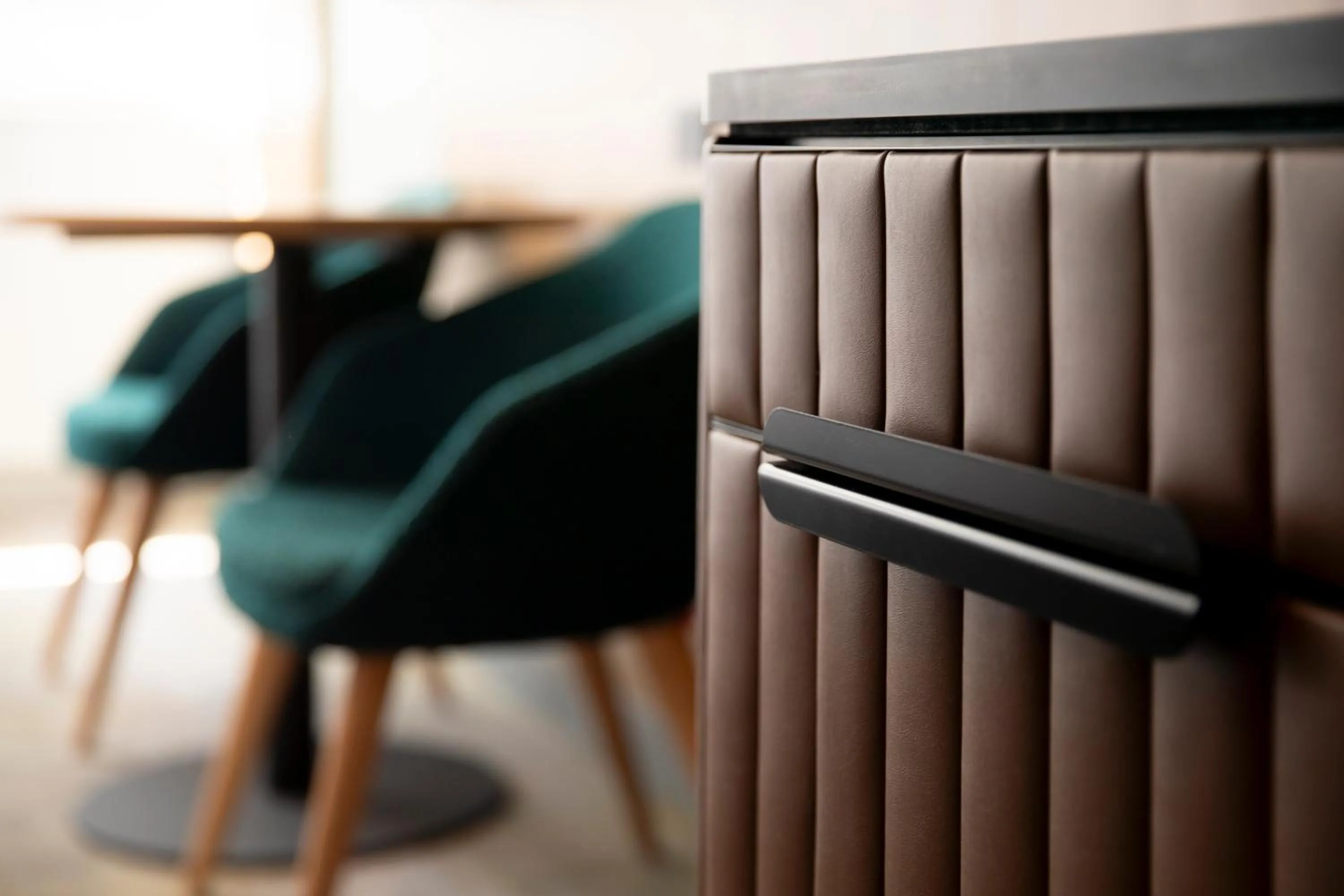 Seating area in Novotel Sydney City Centre