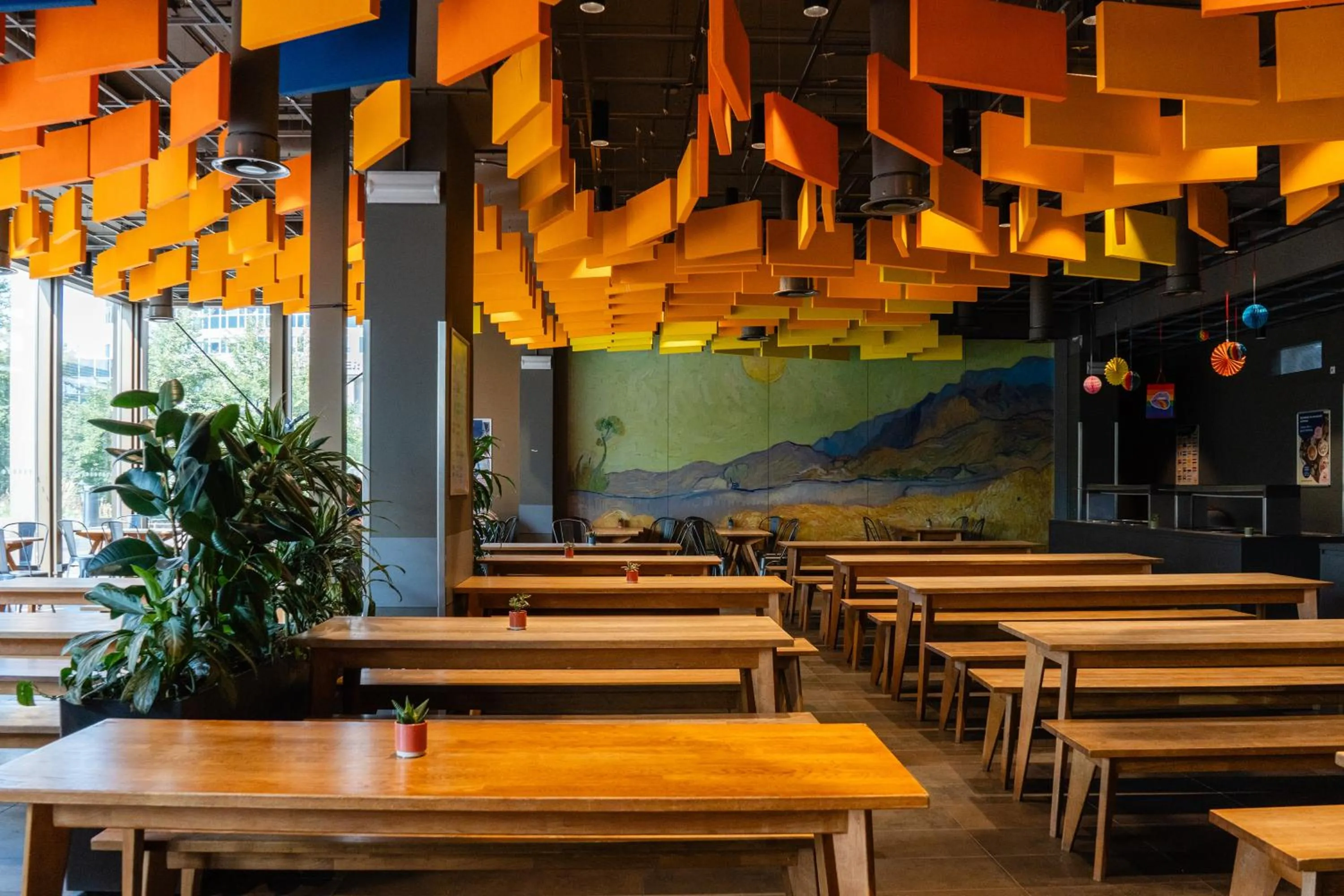 Restaurant/places to eat in MEININGER Hotel Amsterdam City West