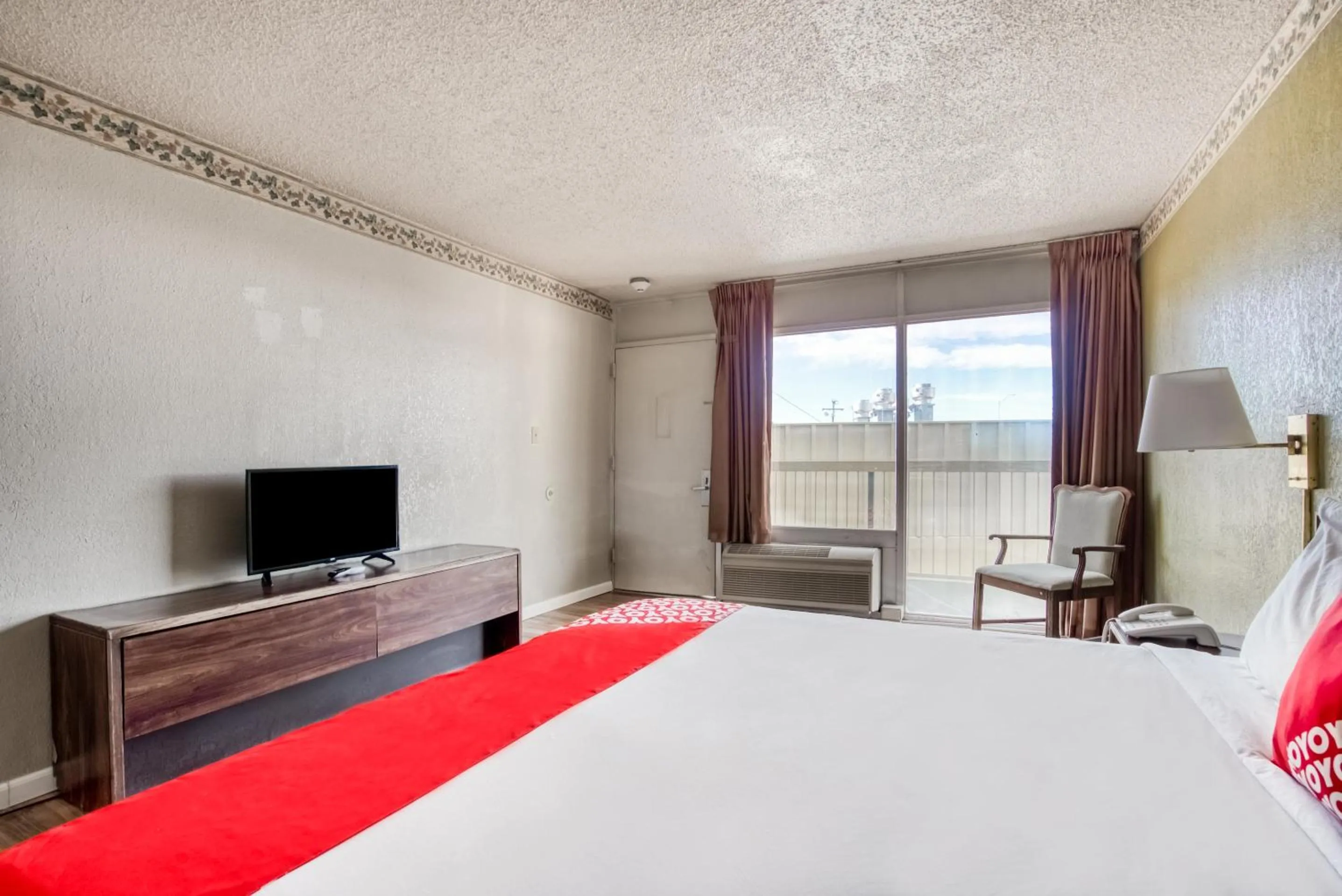 Bedroom in OYO Hotel Brownwood Hwy 67