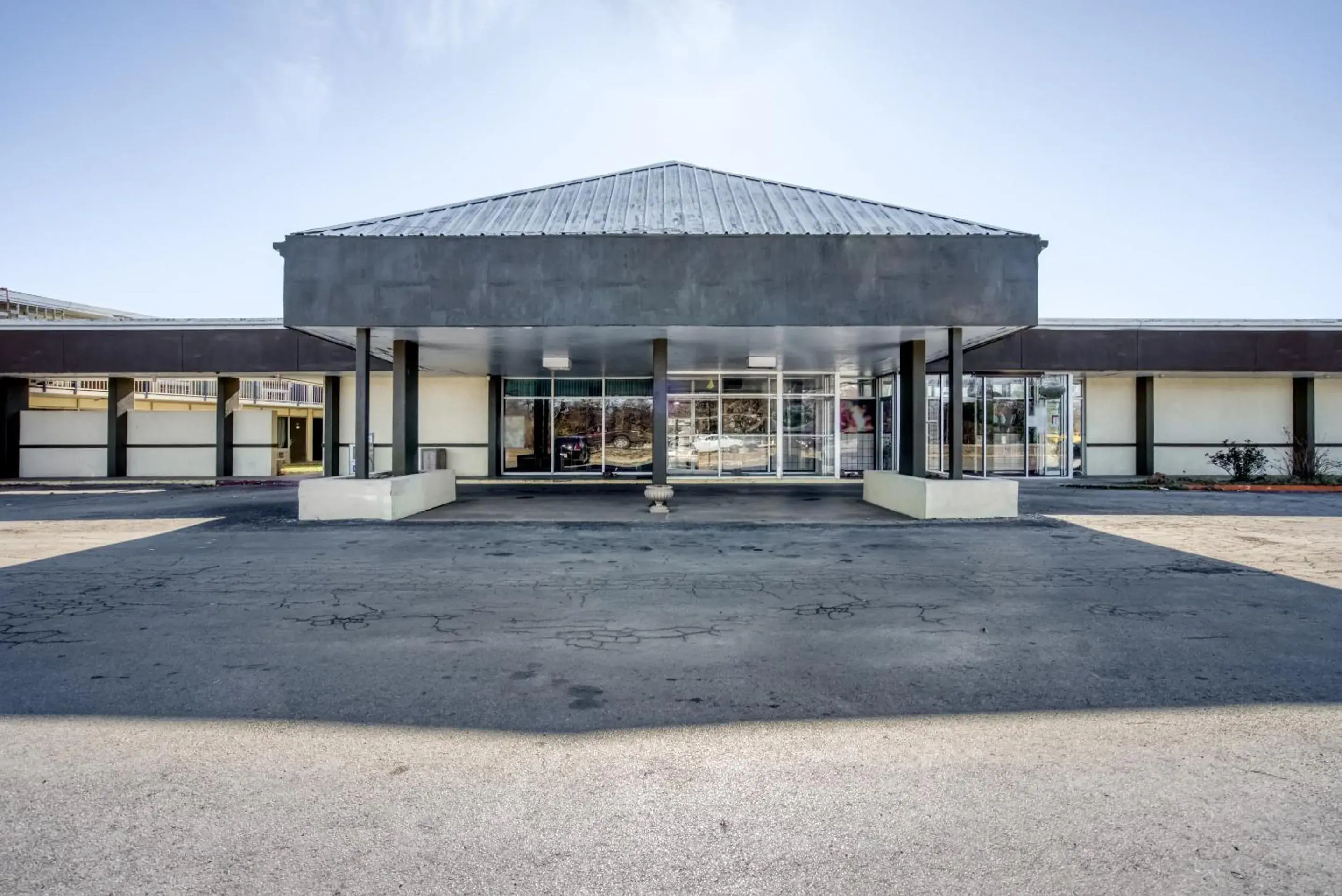 Facade/entrance in OYO Hotel Brownwood Hwy 67 Facade/entrance in OYO Hotel Brownwood Hwy 67