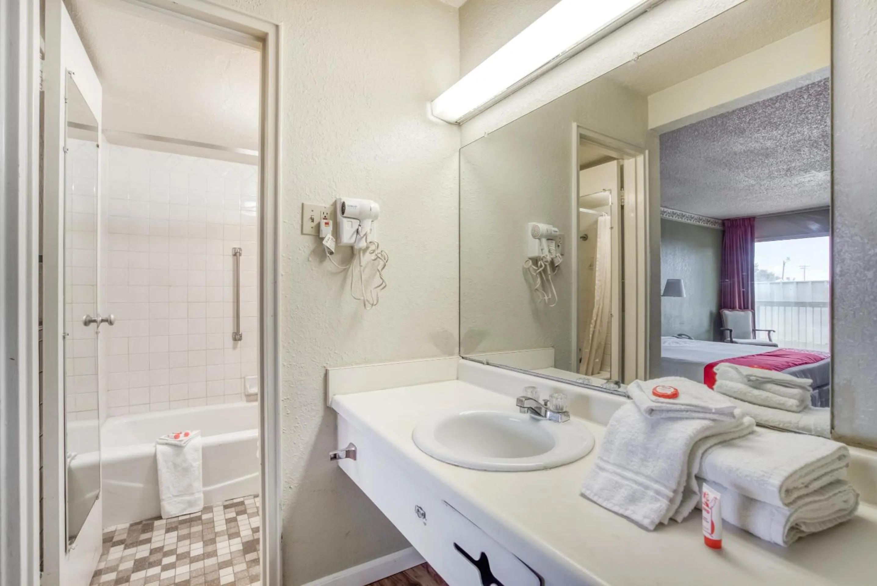 Bathroom in OYO Hotel Brownwood Hwy 67