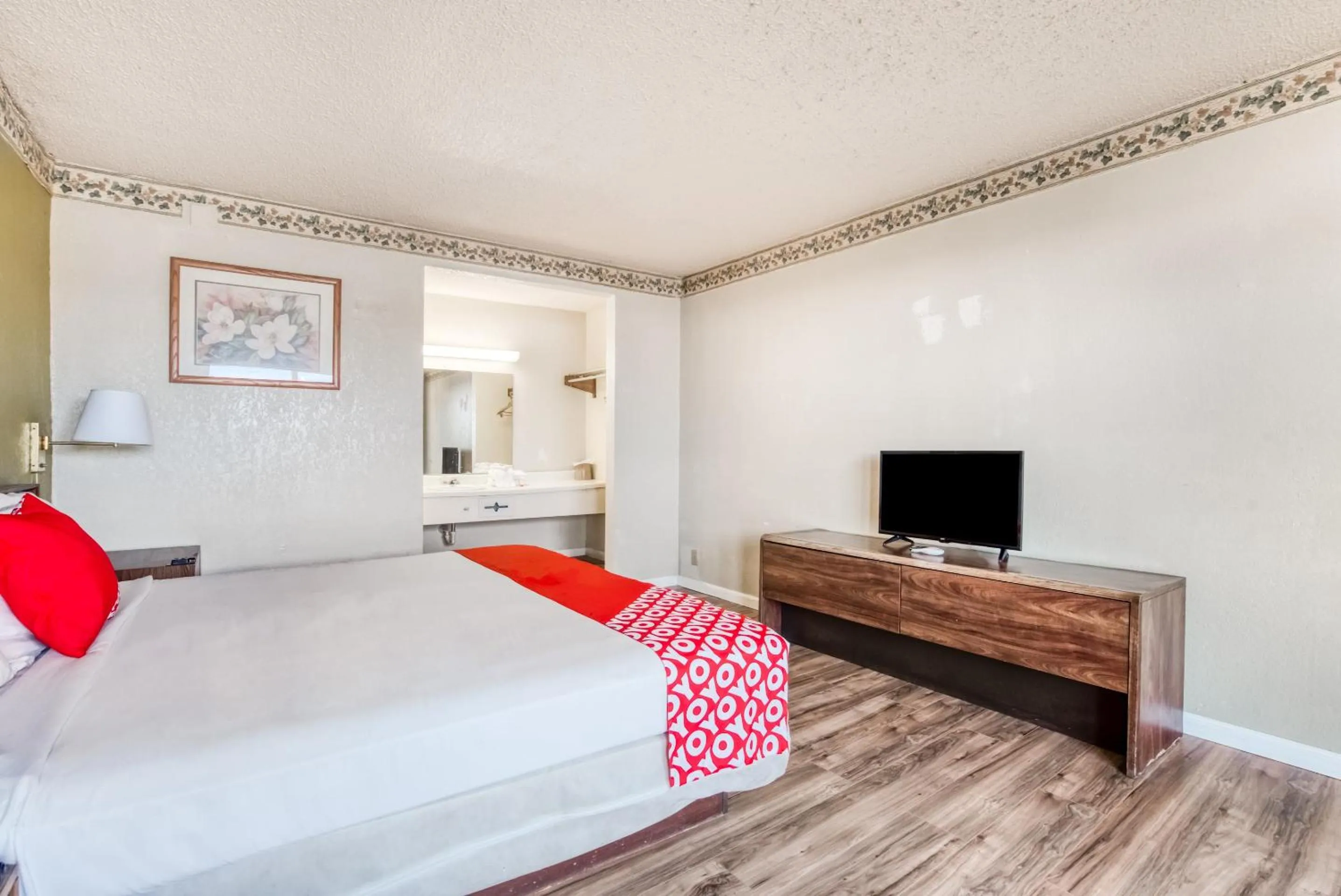 Bedroom in OYO Hotel Brownwood Hwy 67