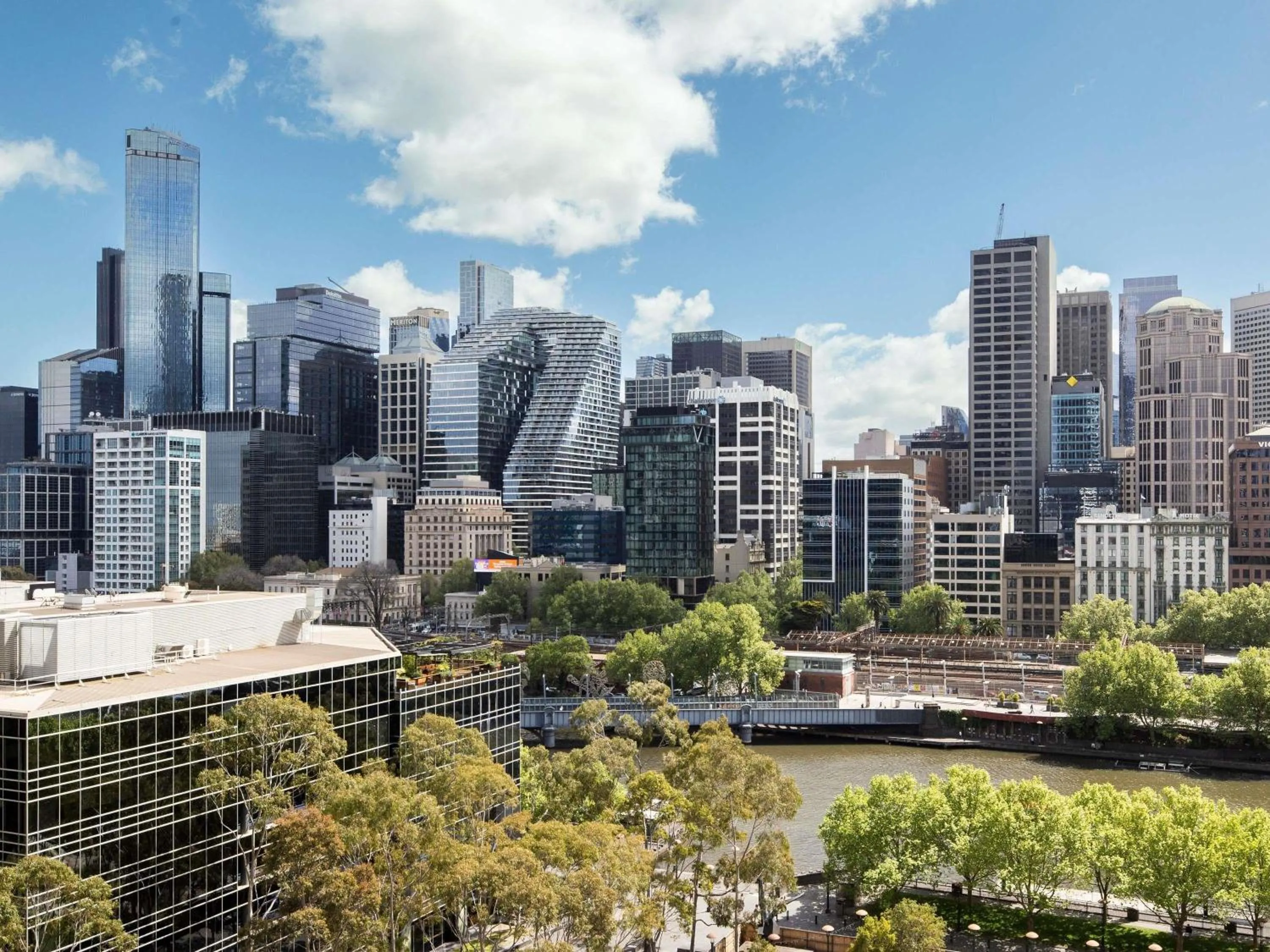 Bedroom in Mercure Melbourne Southbank