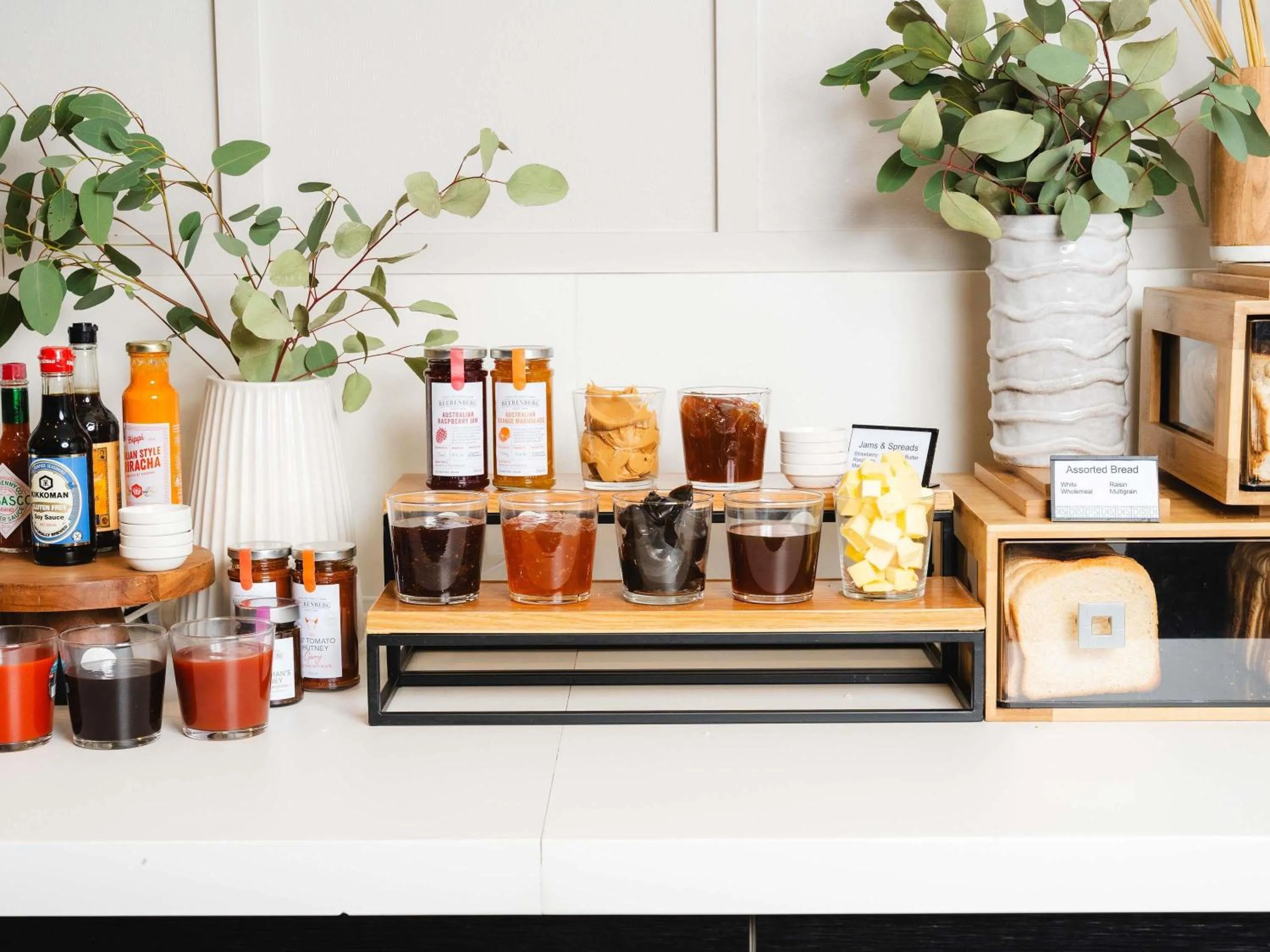 Breakfast in Mercure Melbourne Southbank