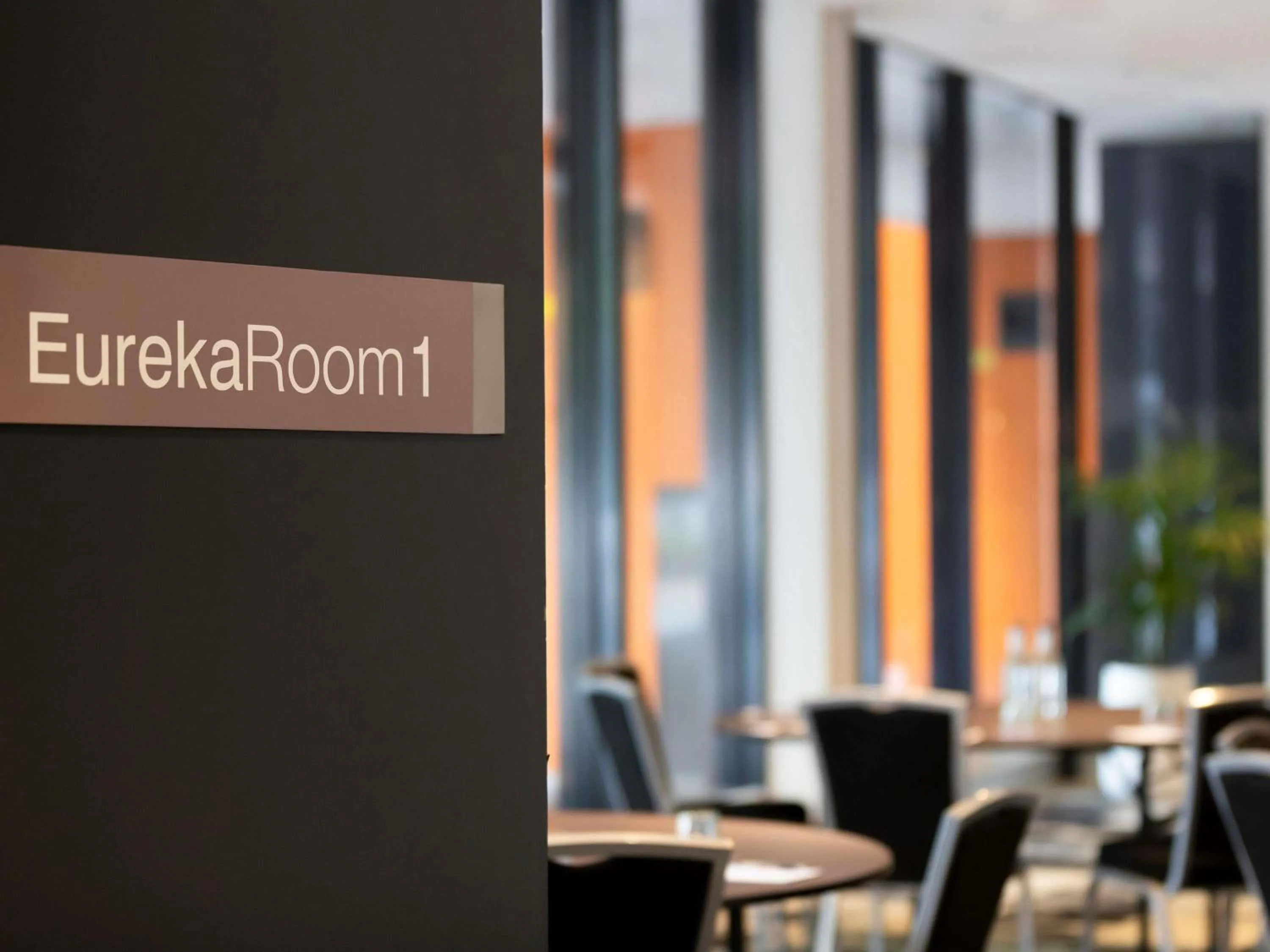 Meeting/conference room in Mercure Melbourne Southbank