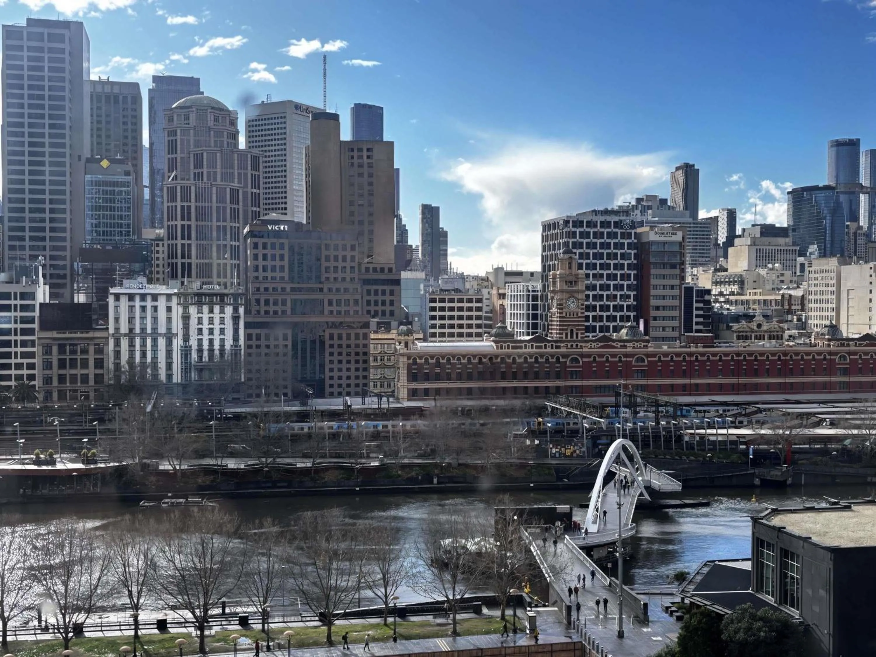 City view in Mercure Melbourne Southbank