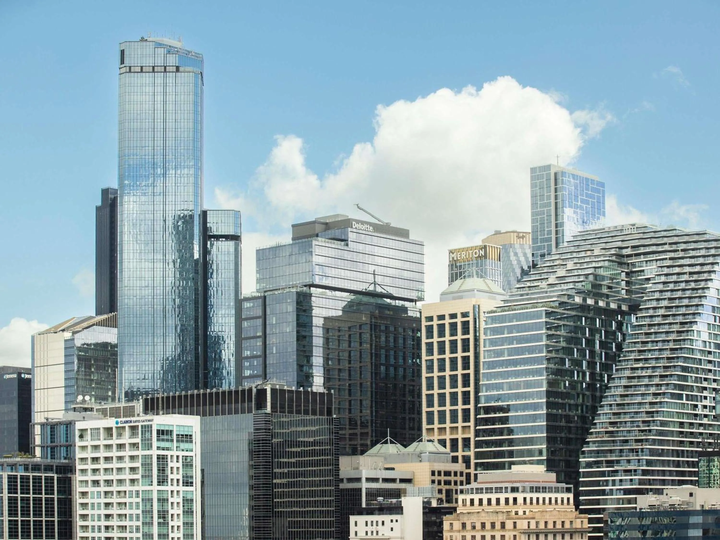 Bedroom in Mercure Melbourne Southbank